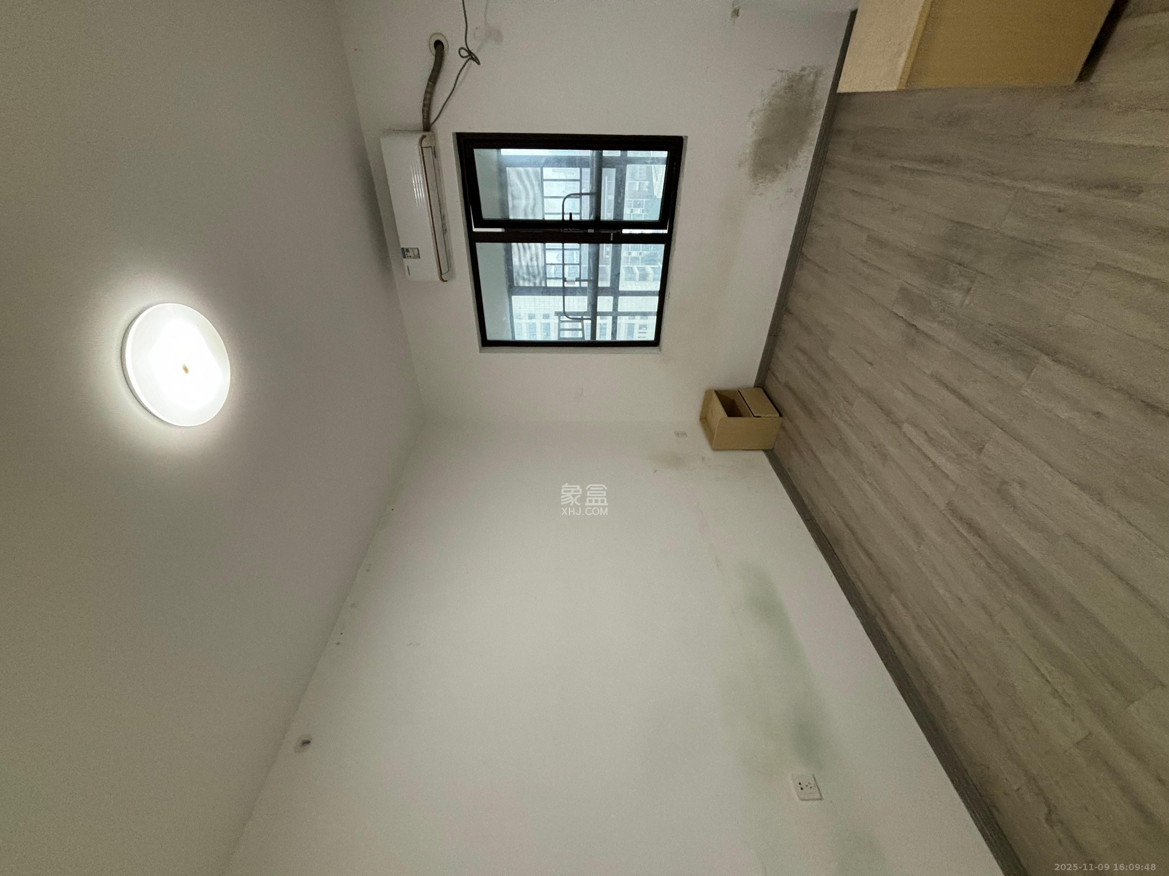 星雅美辰  3室2厅2卫    2400.0元/月室内图