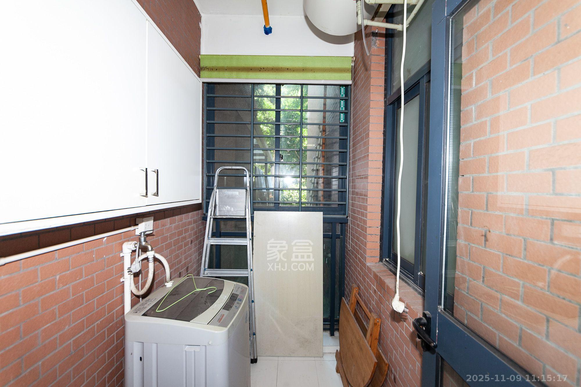 珠江东方明珠(新地东方明珠)一二期 2室2厅1卫 1600.0元/月 珠江东方明珠(新地东方明珠)一二期 2室2厅1卫 1600.0元/月室内图