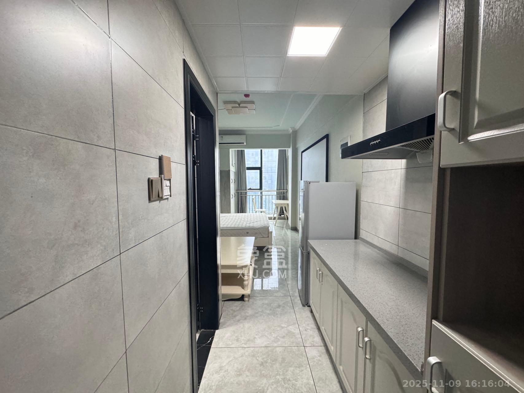 东盈商业广场(华泉城市广场) 1室1厅1卫 1600.0元/月 东盈商业广场(华泉城市广场) 1室1厅1卫 1600.0元/月室内图