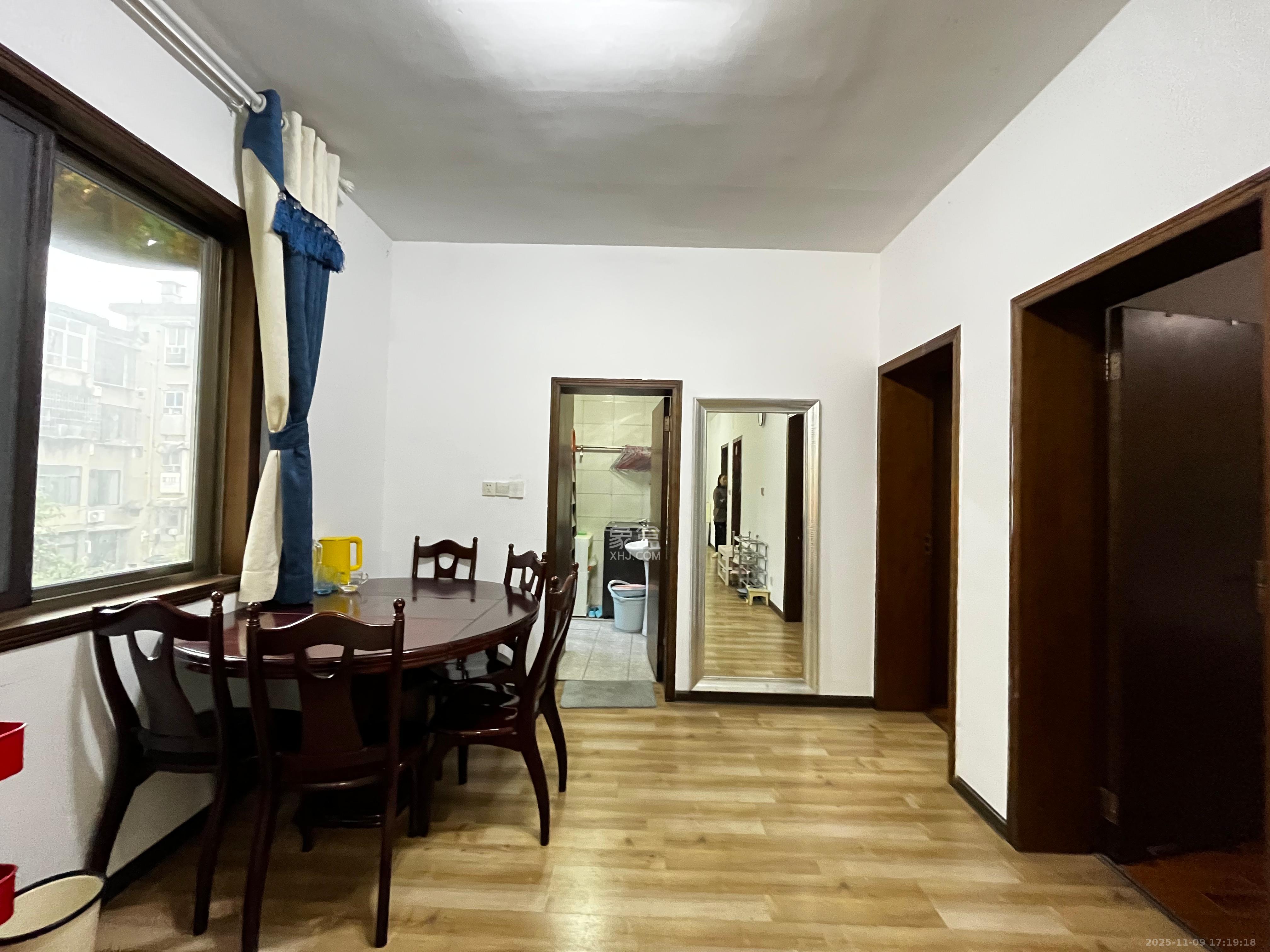 中建五局信和苑一区 3室2厅1卫 1800.0元/月 中建五局信和苑一区 3室2厅1卫 1800.0元/月室内图