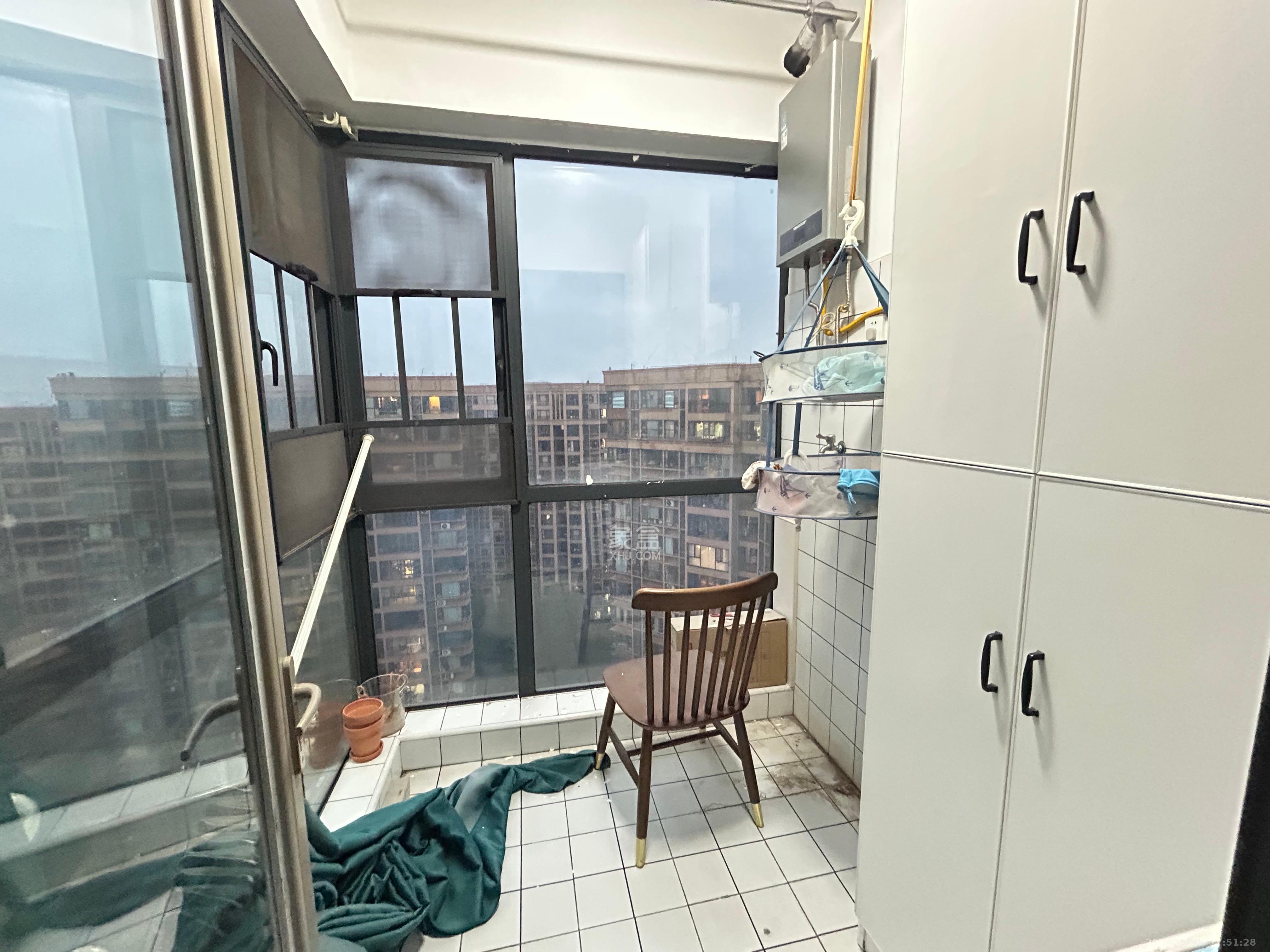 怡海星城 1室0厅0卫 3000.0元/月 怡海星城 1室0厅0卫 3000.0元/月室内图