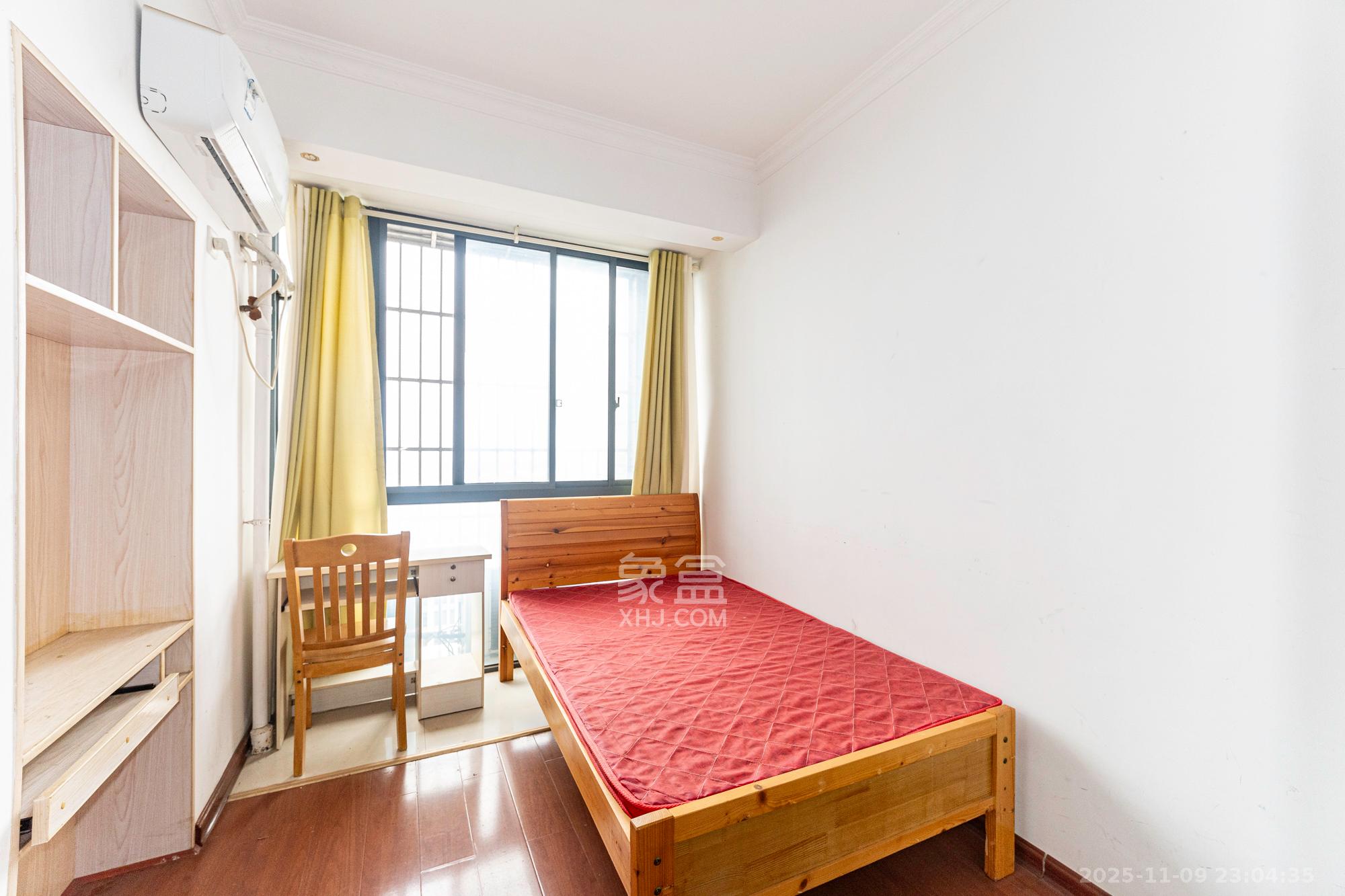 光明城市(星辰青年城) 3室2厅1卫 66.8万 光明城市(星辰青年城) 3室2厅1卫 66.8万卧室