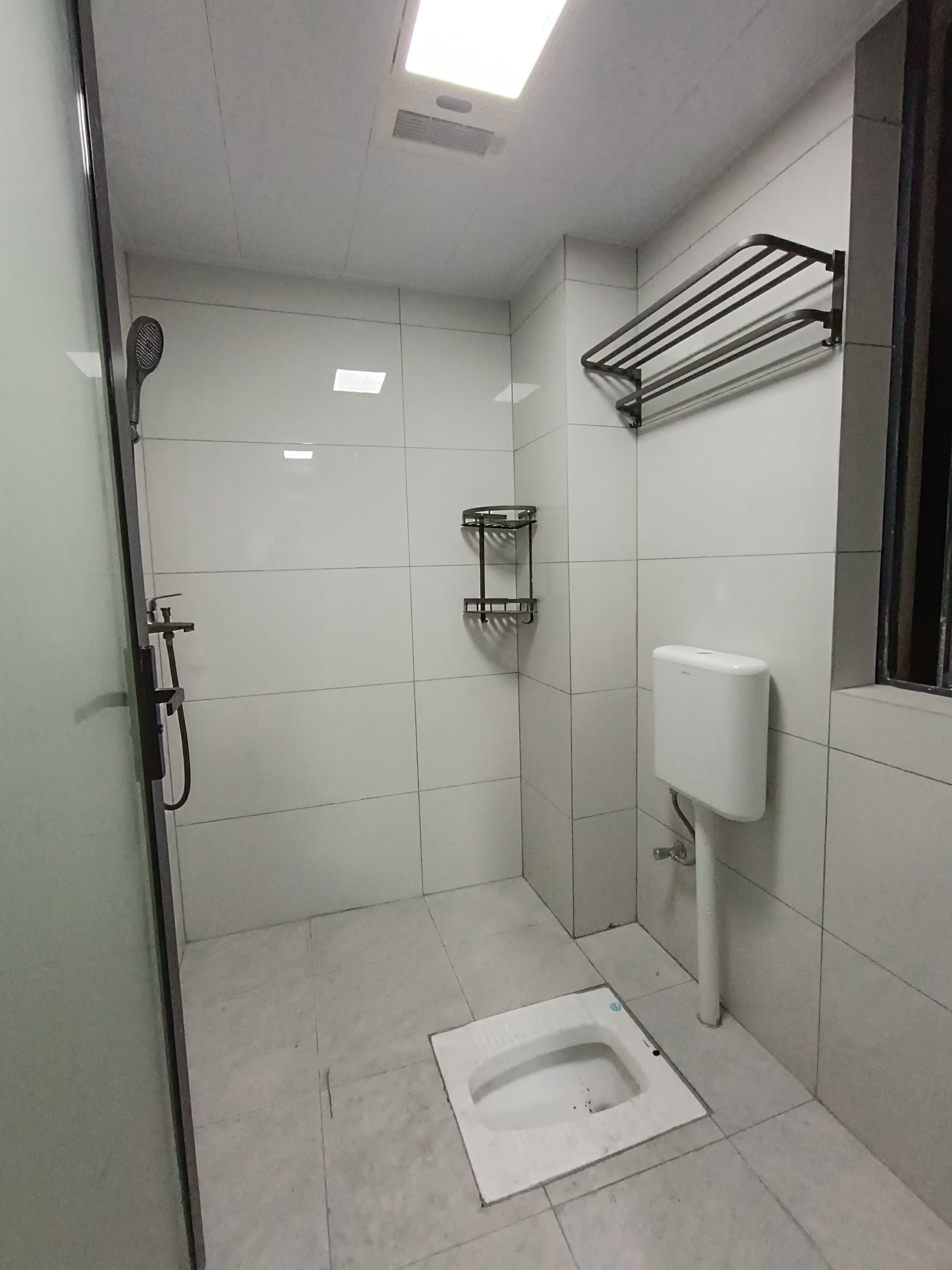 中建凤栖台 1室1厅1卫 1200.0元/月 中建凤栖台 1室1厅1卫 1200.0元/月室内图