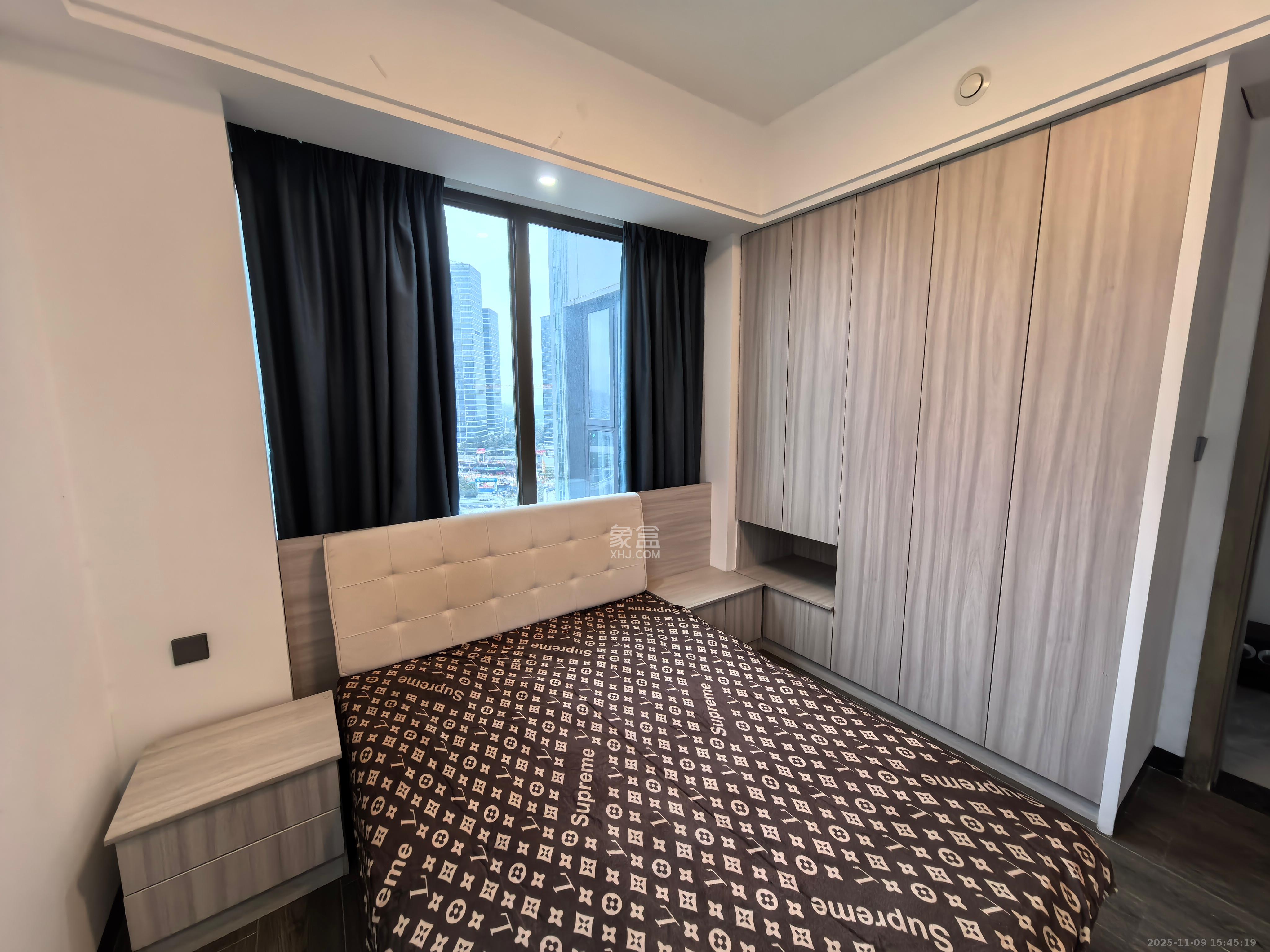 远洋外滩壹号  4室2厅2卫    4900.0元/月室内图