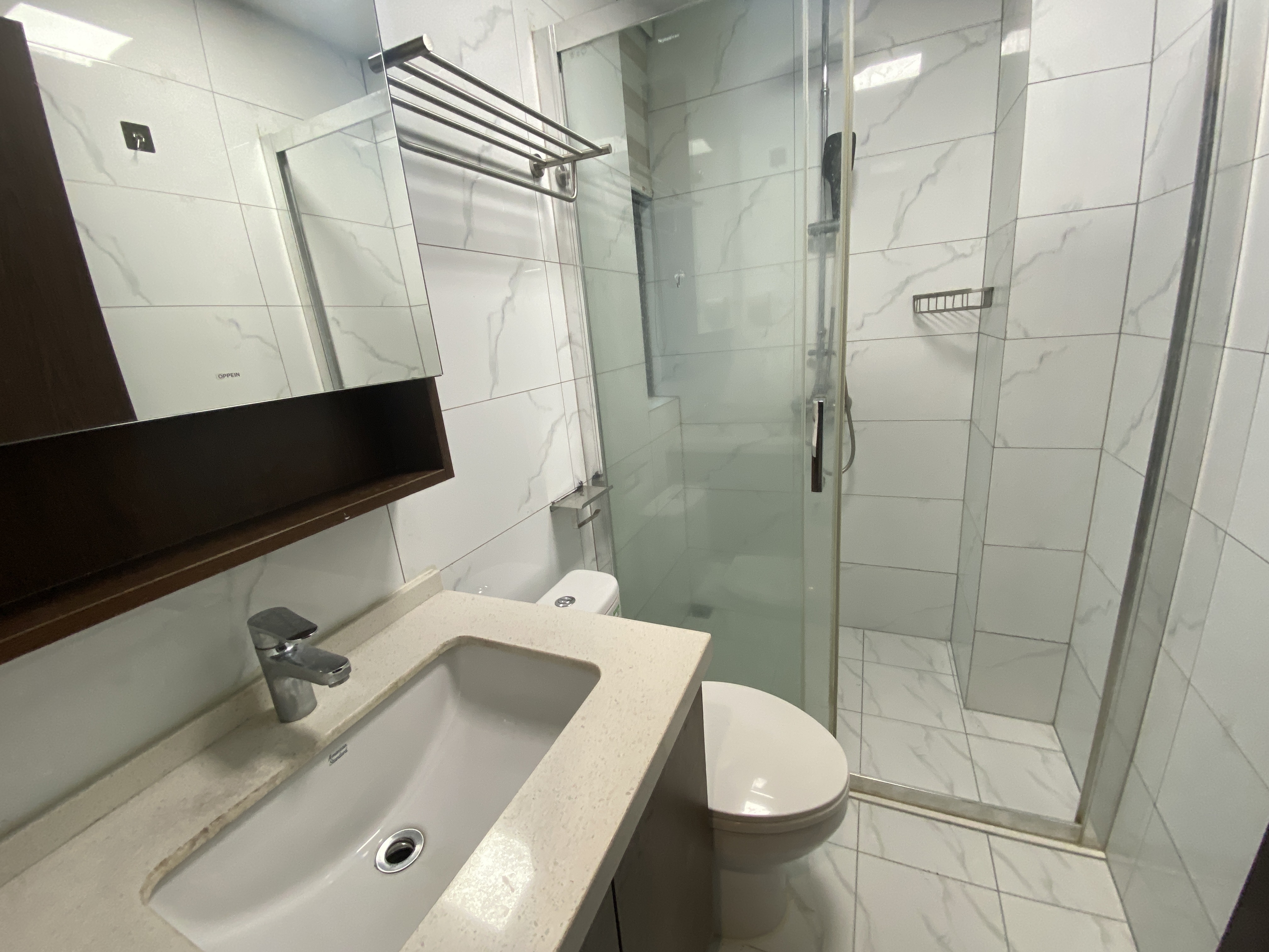 天街华府(海南新天地) 3室2厅2卫 3500.0元/月 天街华府(海南新天地) 3室2厅2卫 3500.0元/月室内图