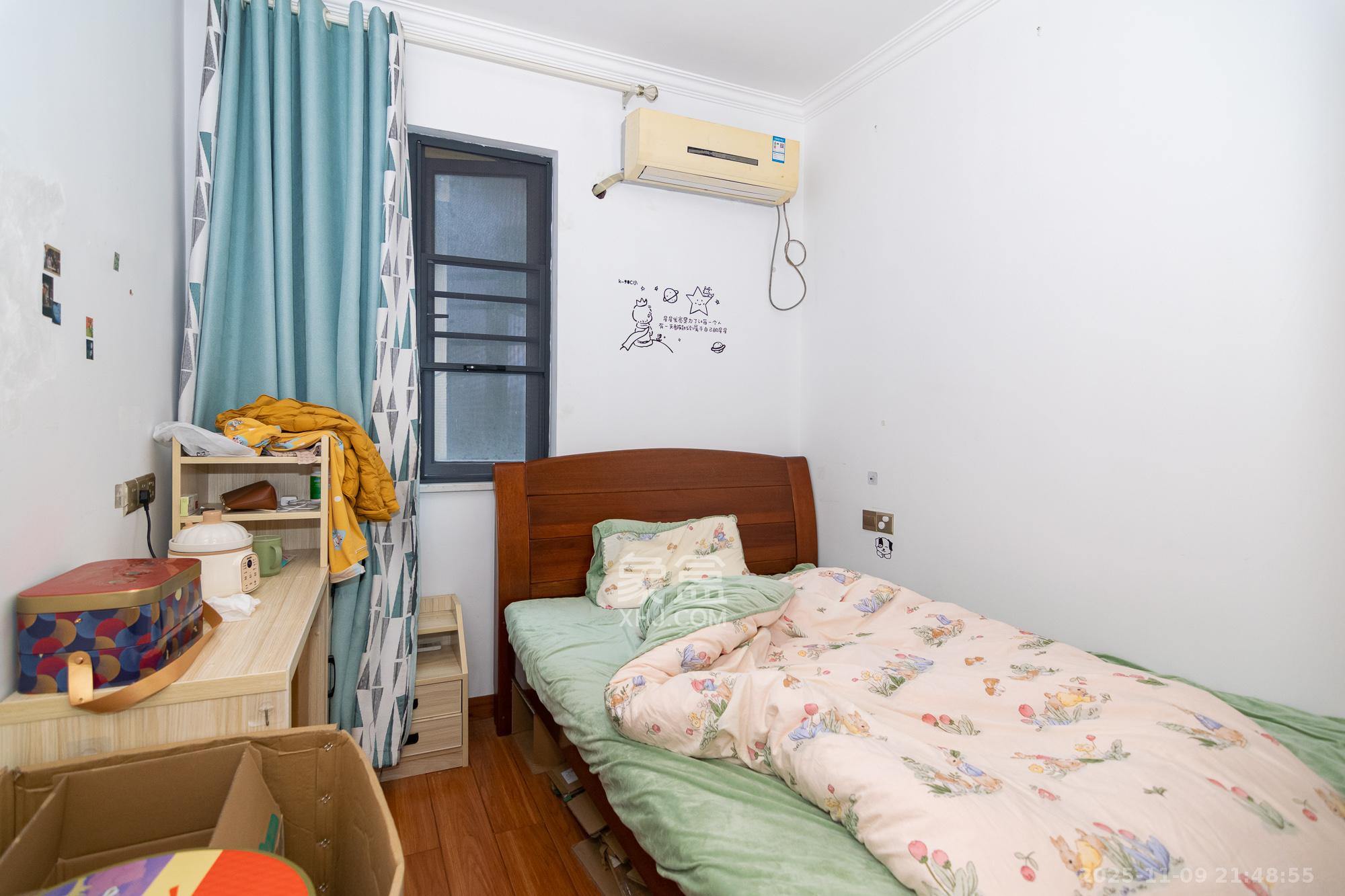 澳海月亮湾 3室2厅1卫 69.8万 澳海月亮湾 3室2厅1卫 69.8万卧室