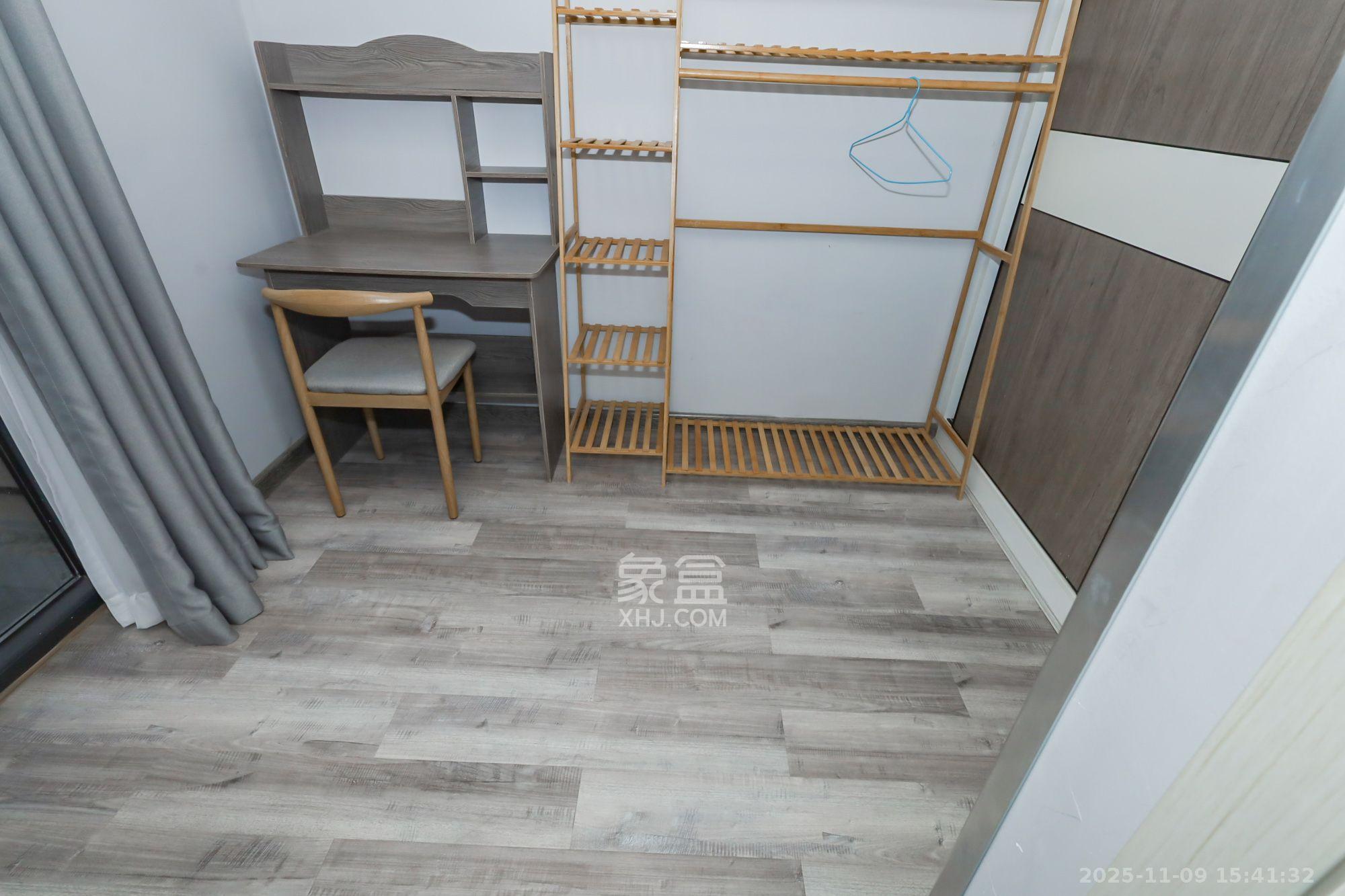 世茂铂翠湾四期（世茂悦享）  3室2厅1卫    2800.0元/月室内图