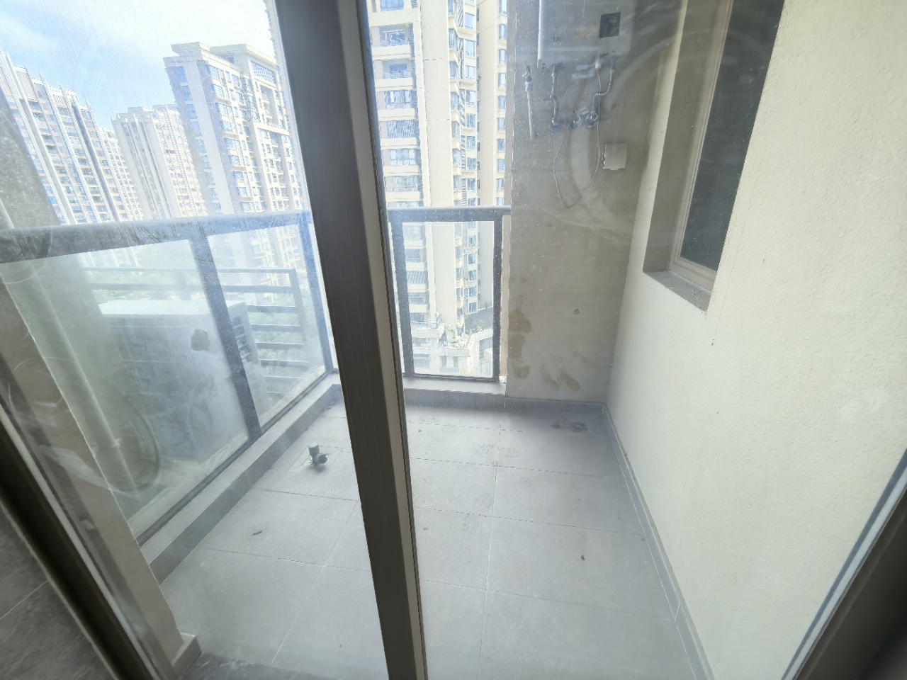 阳光金典  3室2厅2卫    210.0万室内图