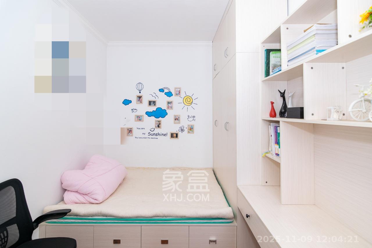 澳海澜庭  2室2厅1卫    1600.0元/月室内图