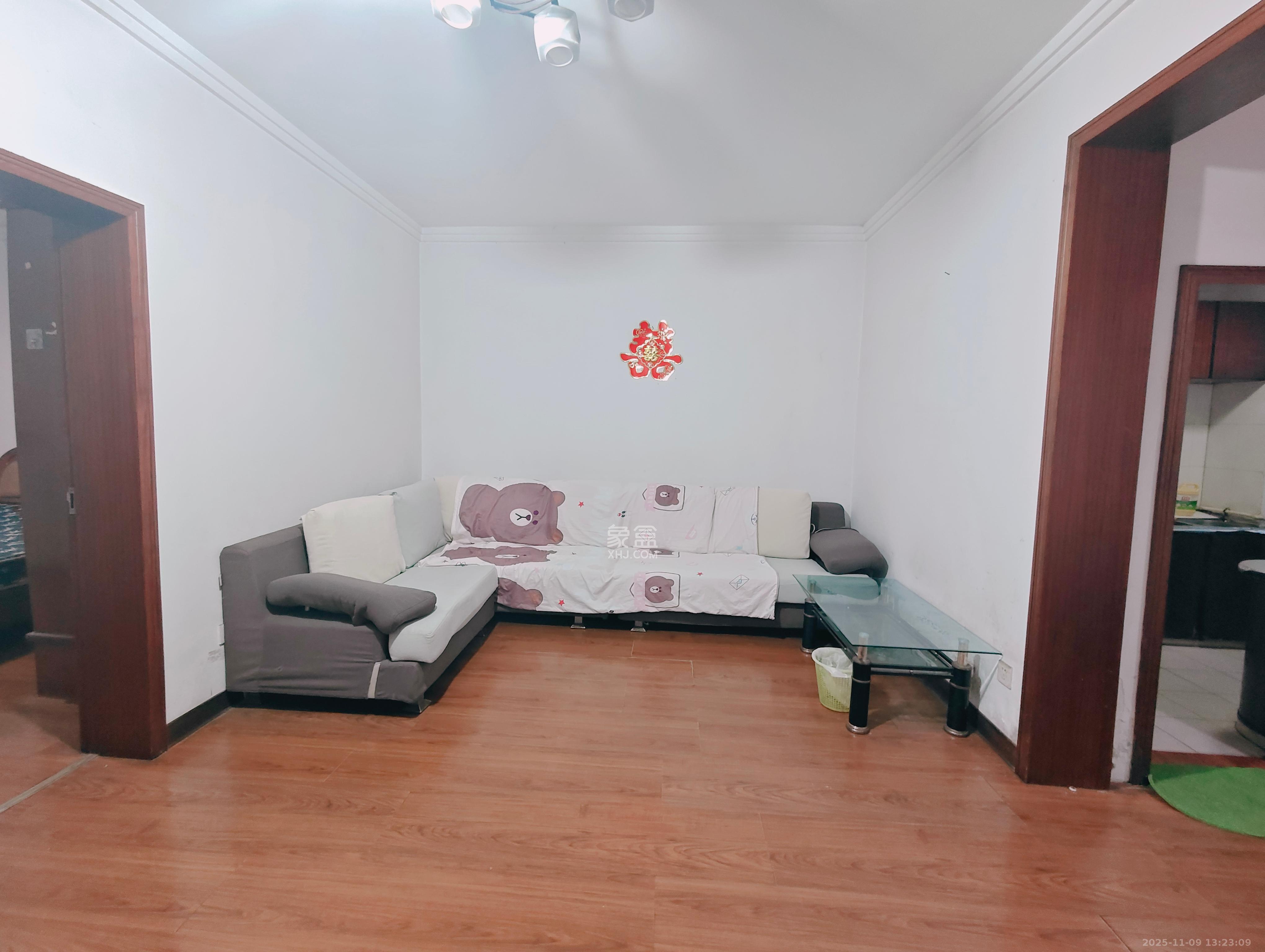 桐荫里社区 2室1厅1卫 1800.0元/月 桐荫里社区 2室1厅1卫 1800.0元/月室内图