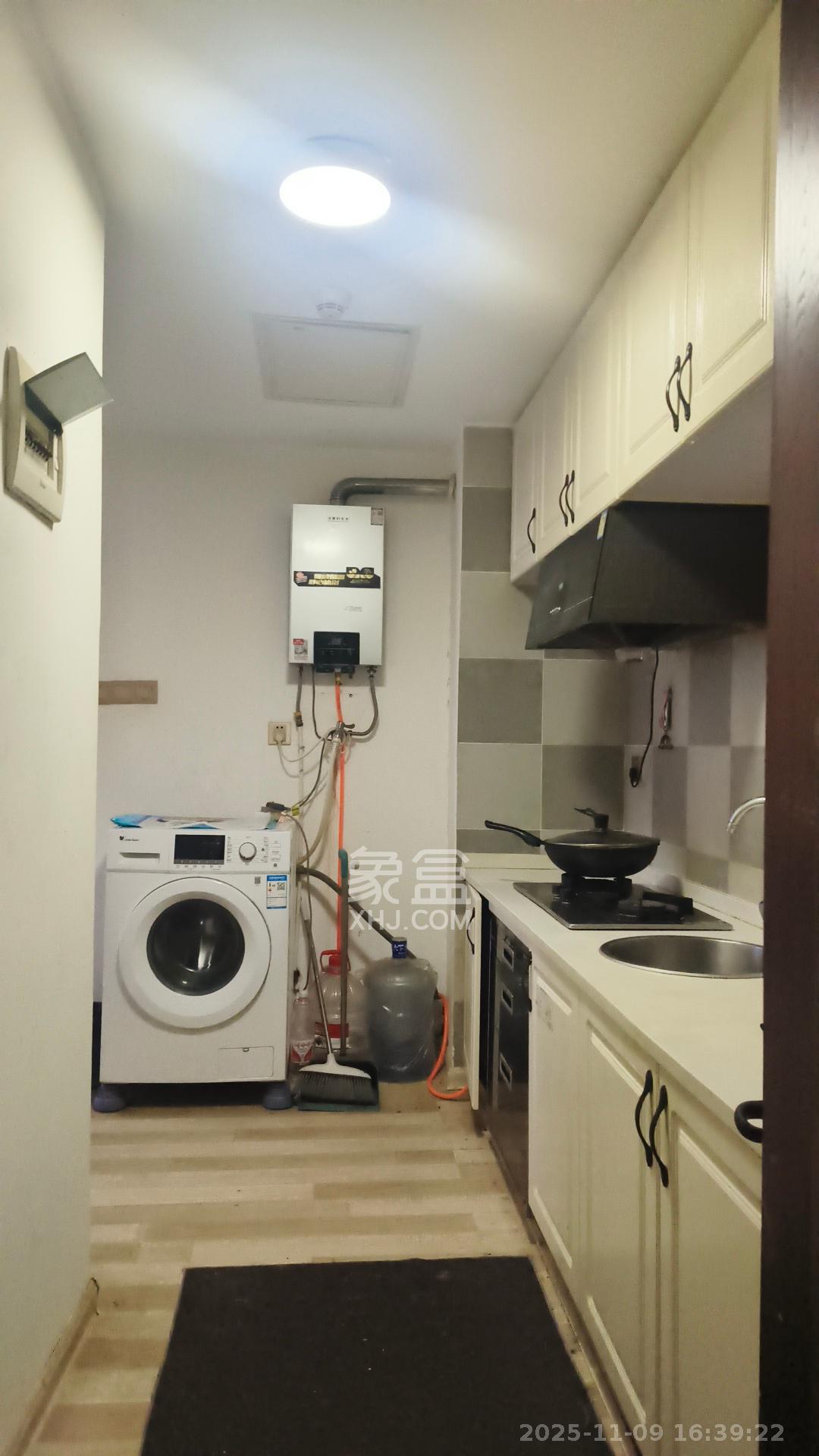 恒大金都（华瑞金都）  1室1厅1卫    1800.0元/月室内图