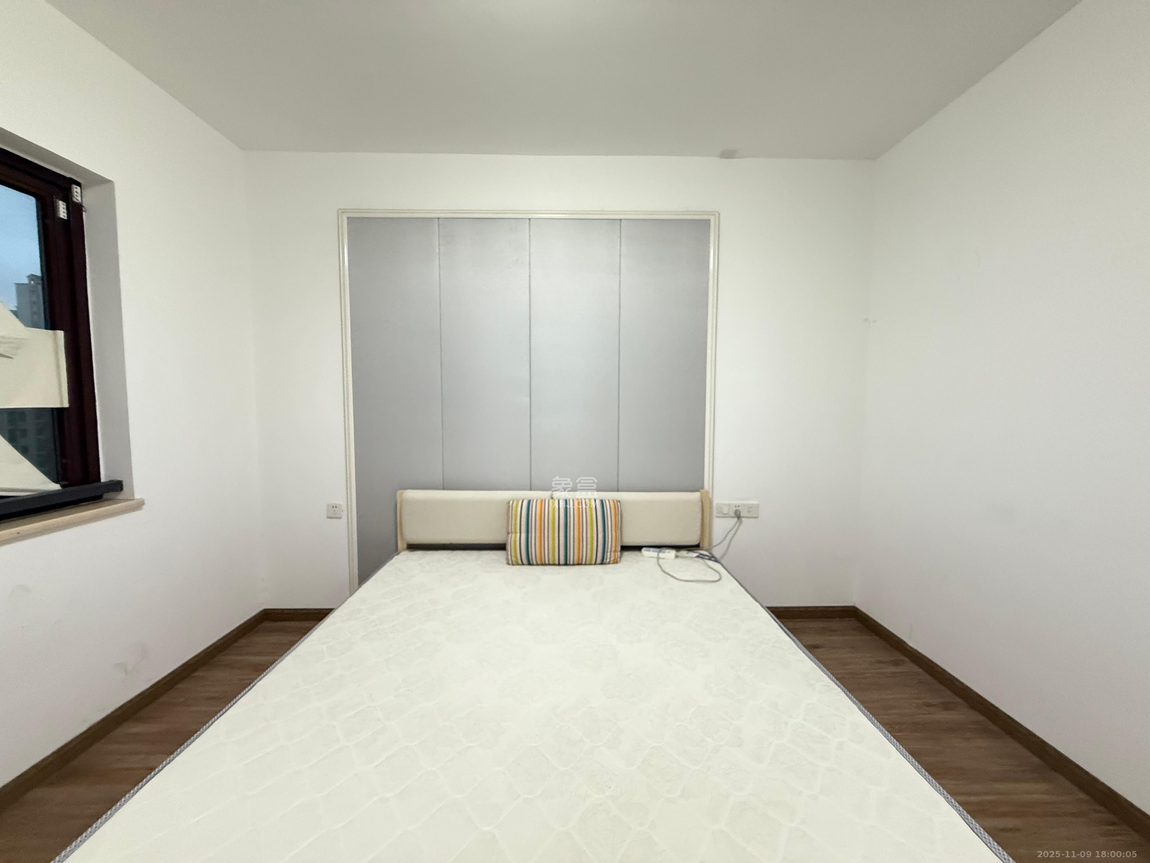 尚鑫海悦(新长海尚海城) 3室2厅2卫 2400.0元/月 尚鑫海悦(新长海尚海城) 3室2厅2卫 2400.0元/月室内图