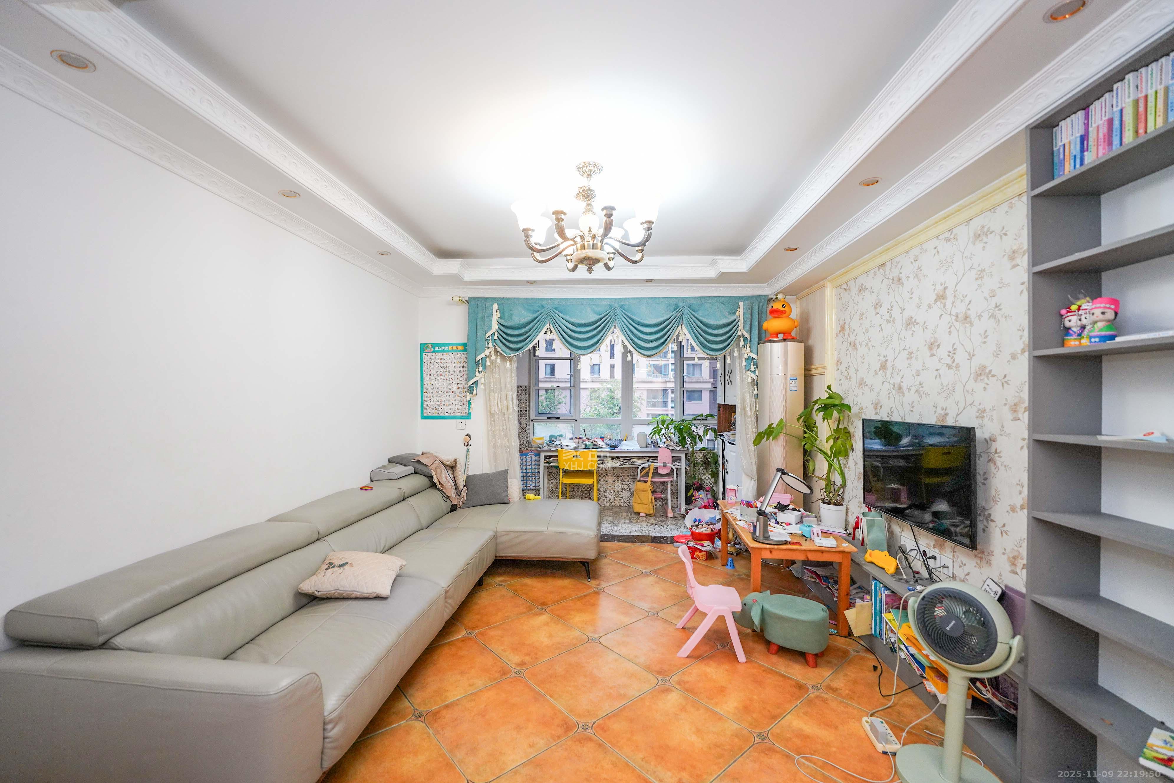 丽发新城  2室2厅1卫    58.8万