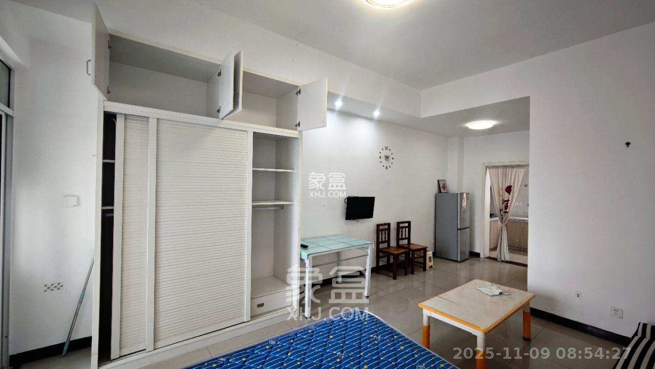 腾泰佳园 1室1厅1卫 900.0元/月 腾泰佳园 1室1厅1卫 900.0元/月室内图