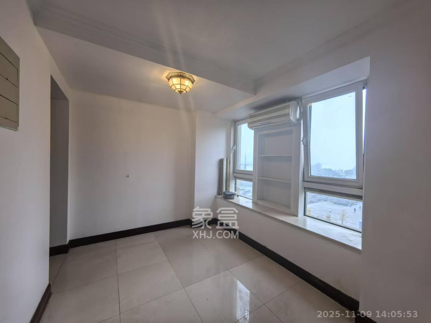 万达公馆  4室2厅3卫    10000.0元/月室内图