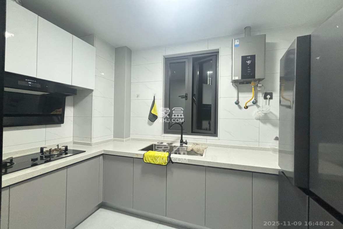 中梁正荣府 1室0厅0卫 3200.0元/月 中梁正荣府 1室0厅0卫 3200.0元/月室内图