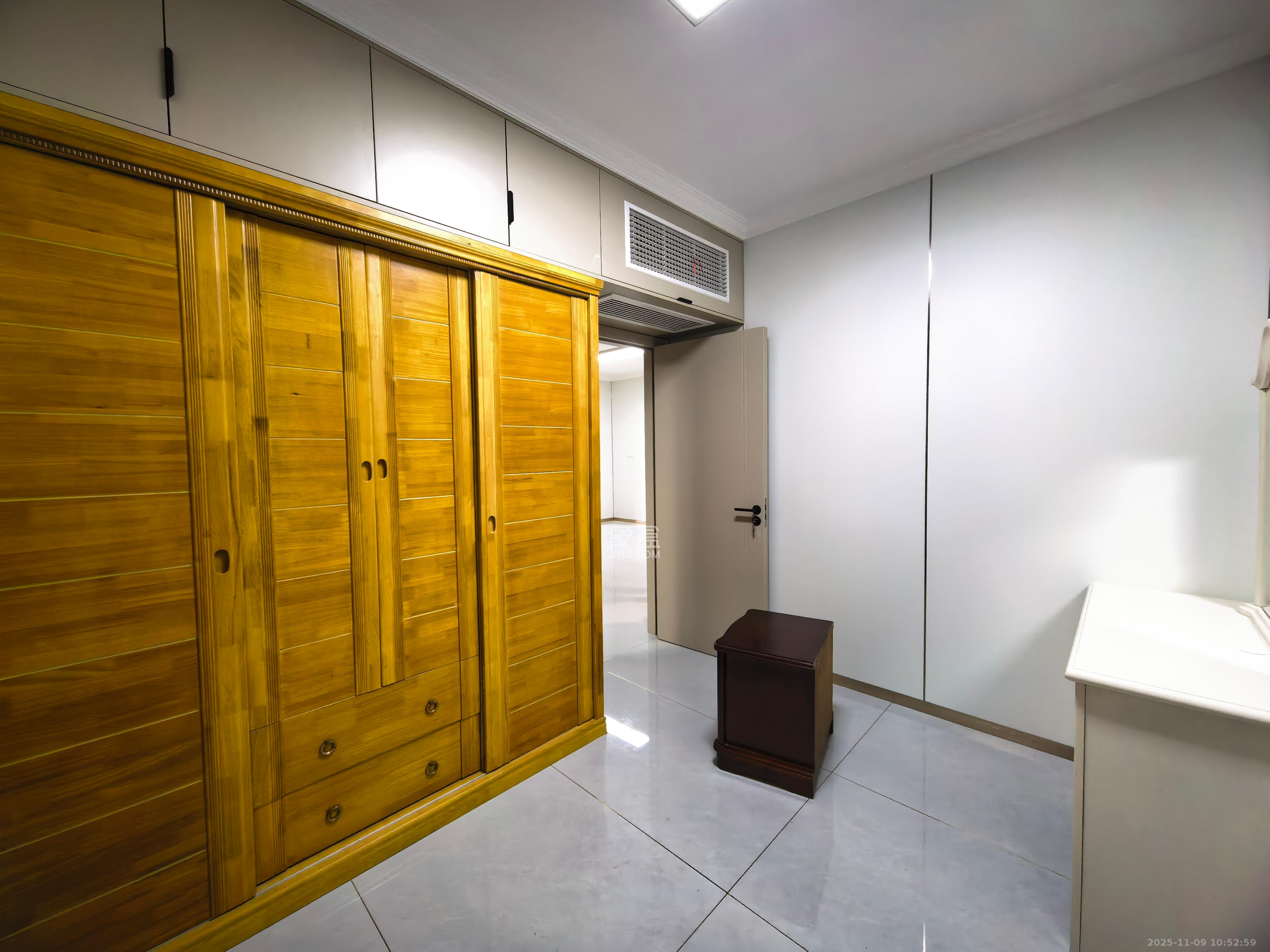 桥头家园三期  2室2厅1卫    1800.0元/月室内图