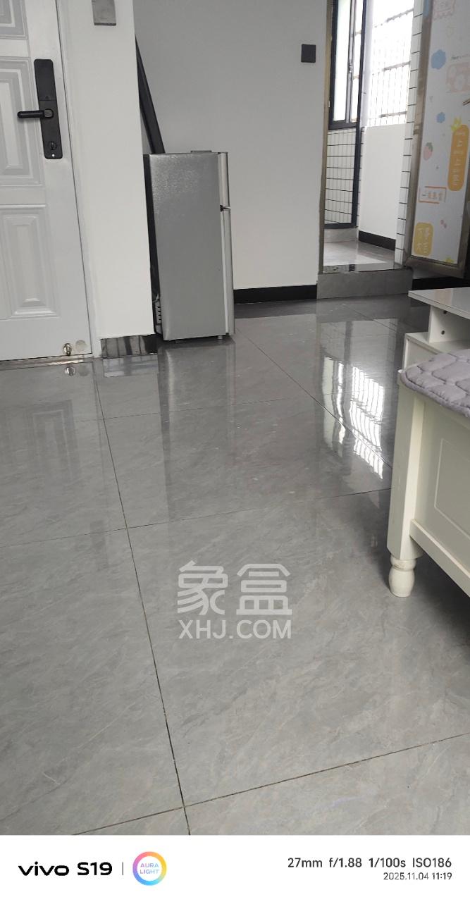 上河国际C区  2室1厅1卫    1450.0元/月室内图