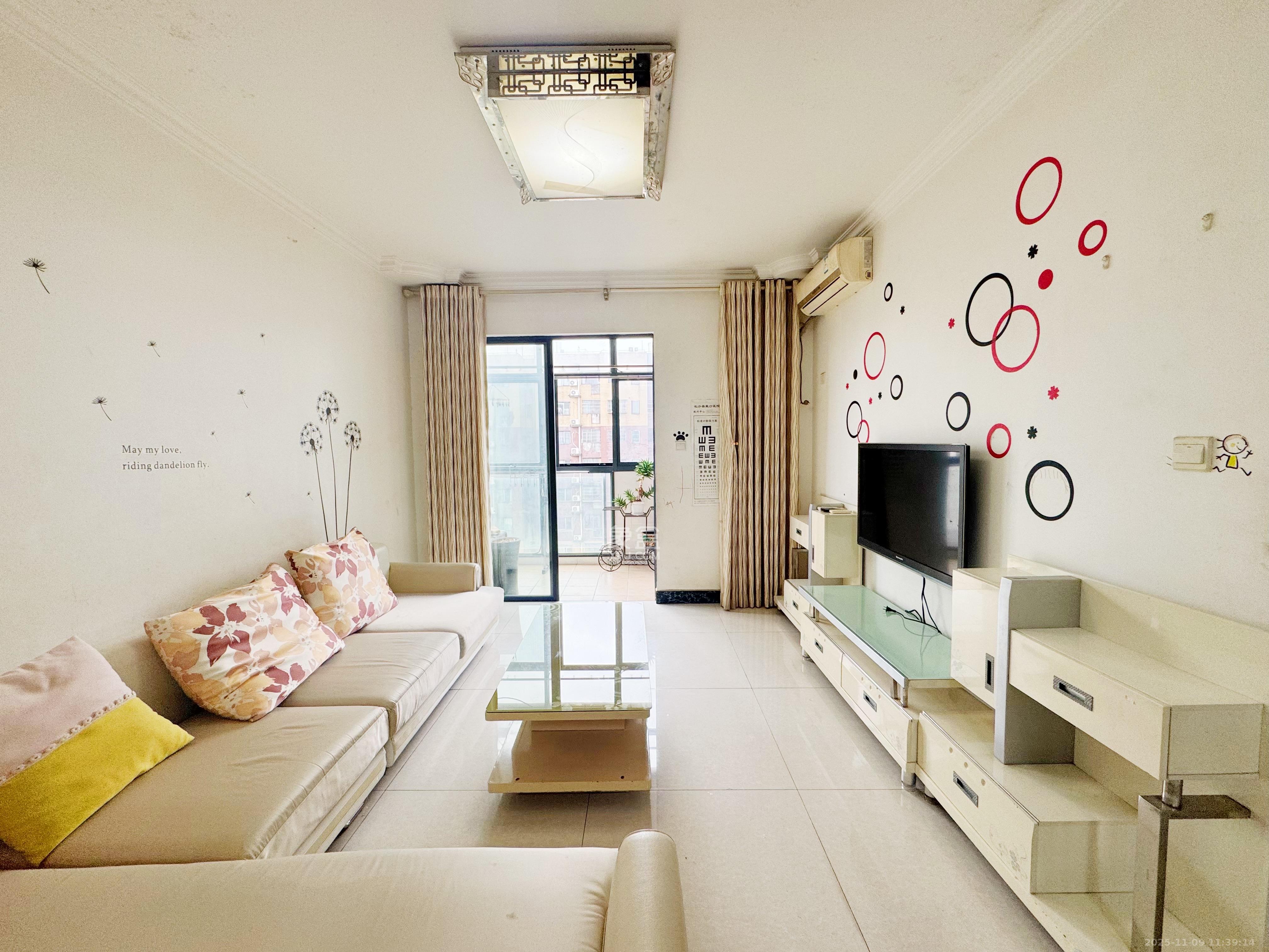 中国铁建国际城一期  2室2厅1卫    1500.0元/月