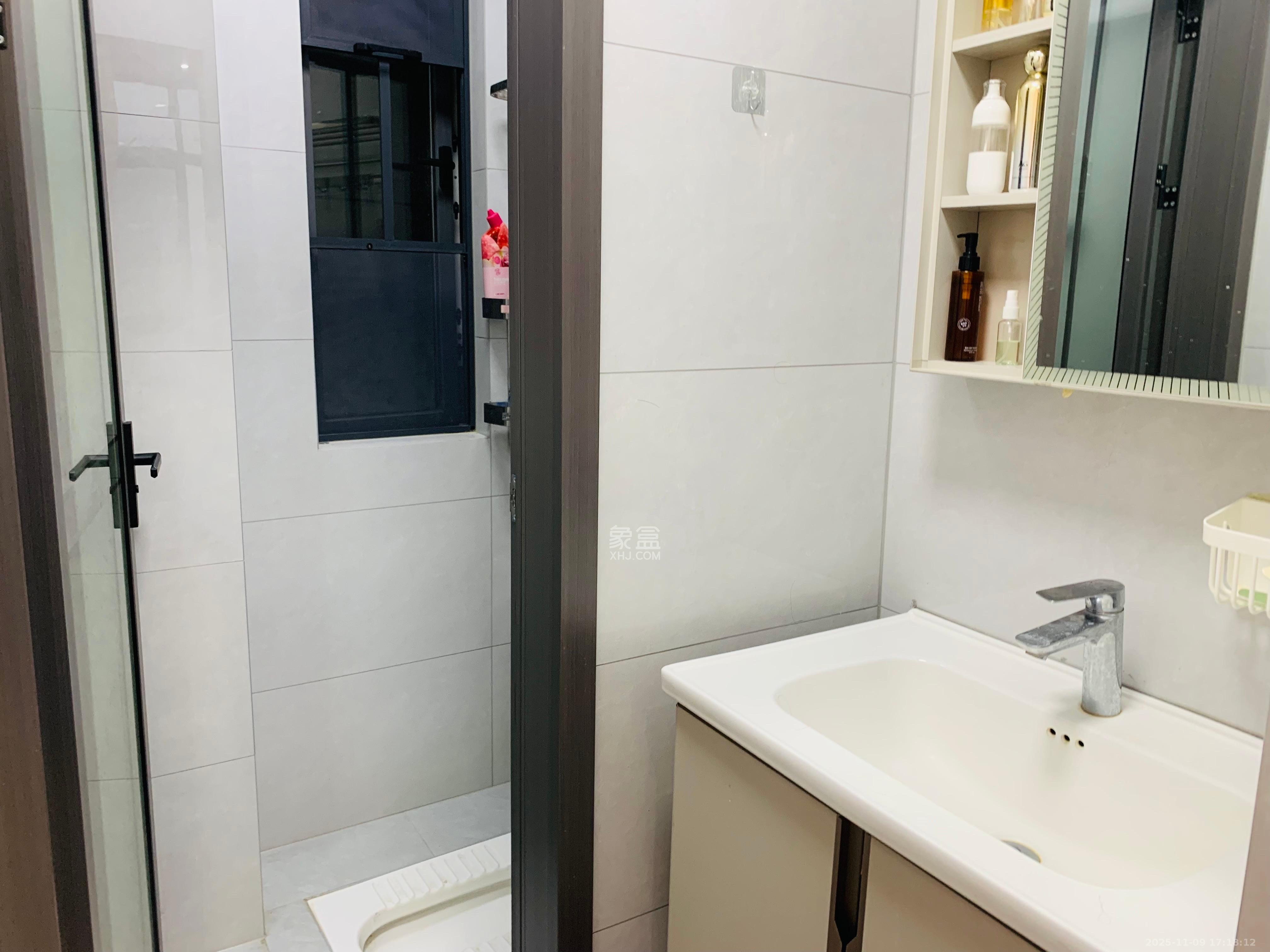 诺德滨江逸园（中铁逸园）  1室0厅0卫    2300.0元/月室内图