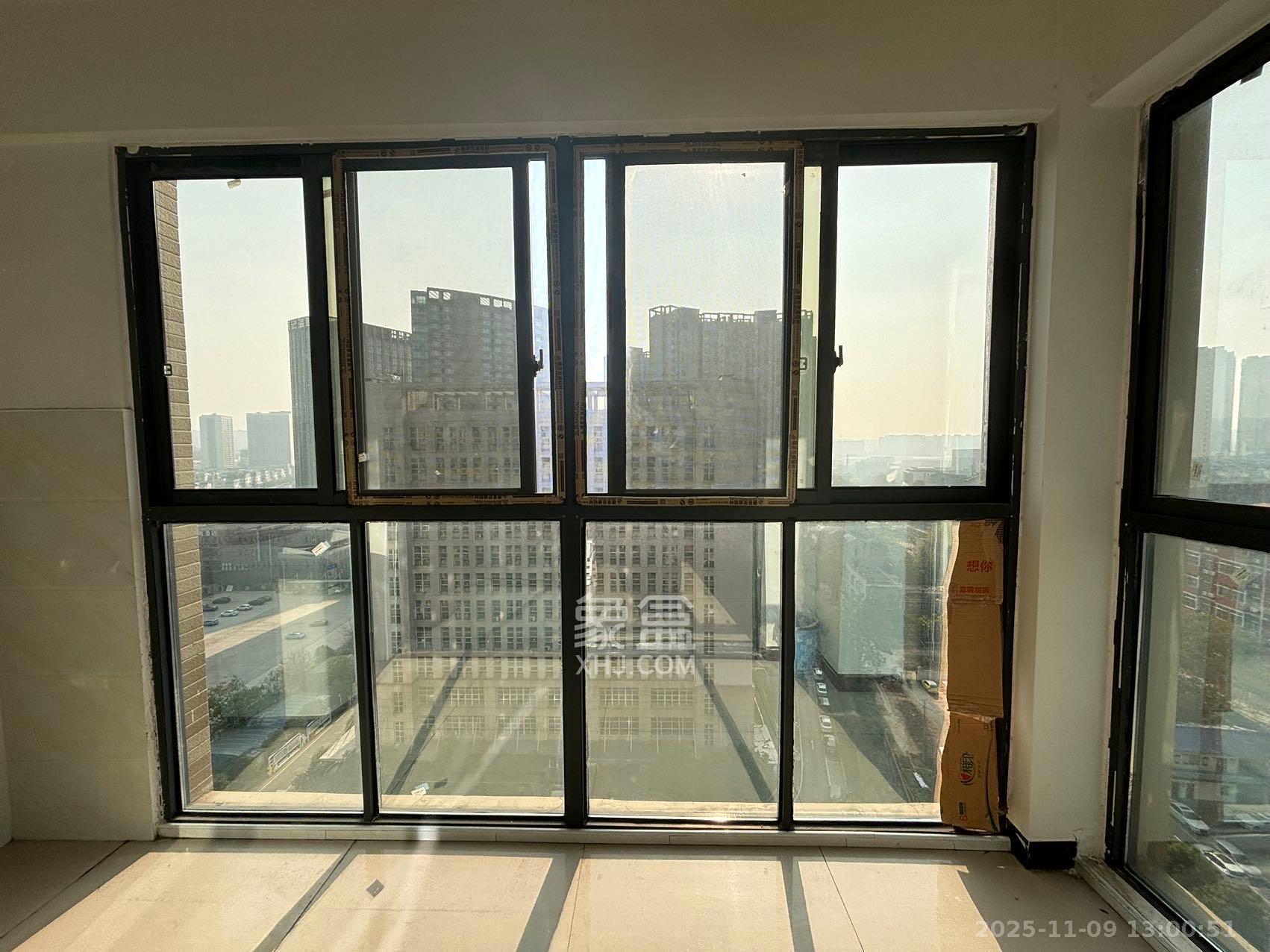 中南红领邦（红星嘉和苑）  3室2厅2卫    2000.0元/月室内图