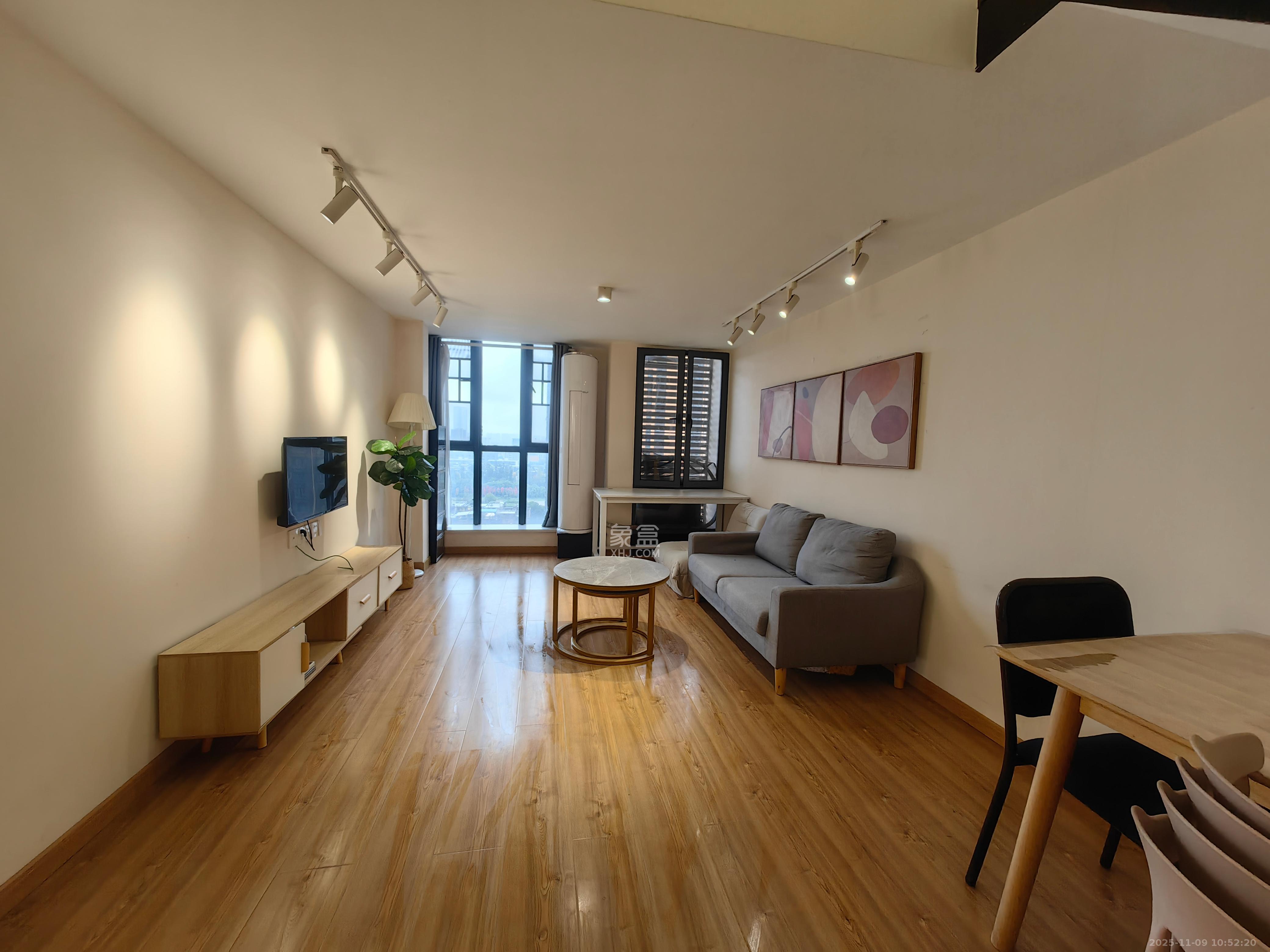 海伦春天 2室1厅1卫 1700.0元/月 海伦春天 2室1厅1卫 1700.0元/月室内图