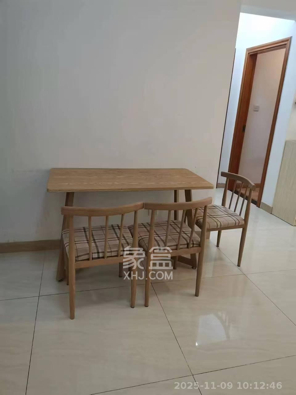 江山帝景哈佛  3室2厅1卫    1800.0元/月室内图