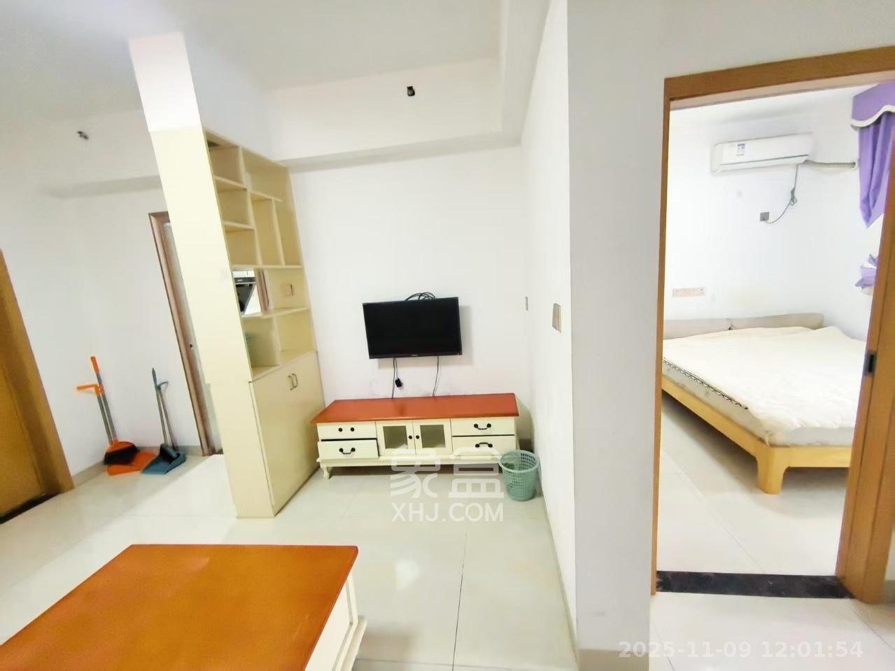 天鸿天府（天鸿中央大院）  2室1厅1卫    1800.0元/月