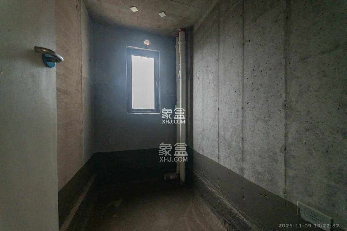 兴进珺府 4室2厅2卫 102.8万 兴进珺府 4室2厅2卫 102.8万其他