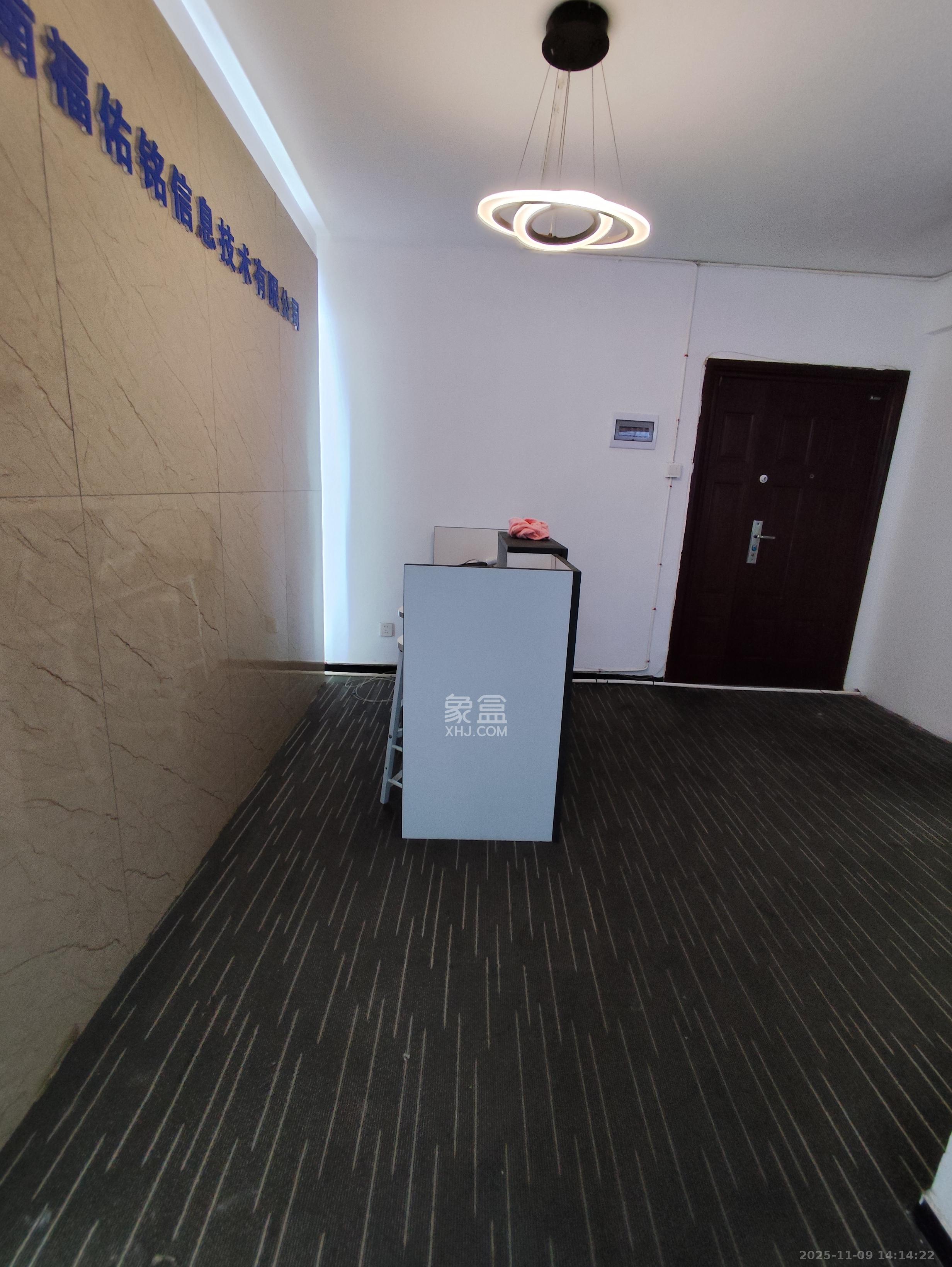 天心电脑城（朝阳丽景，朝阳丽园）  3室2厅2卫    2480.0元/月室内图