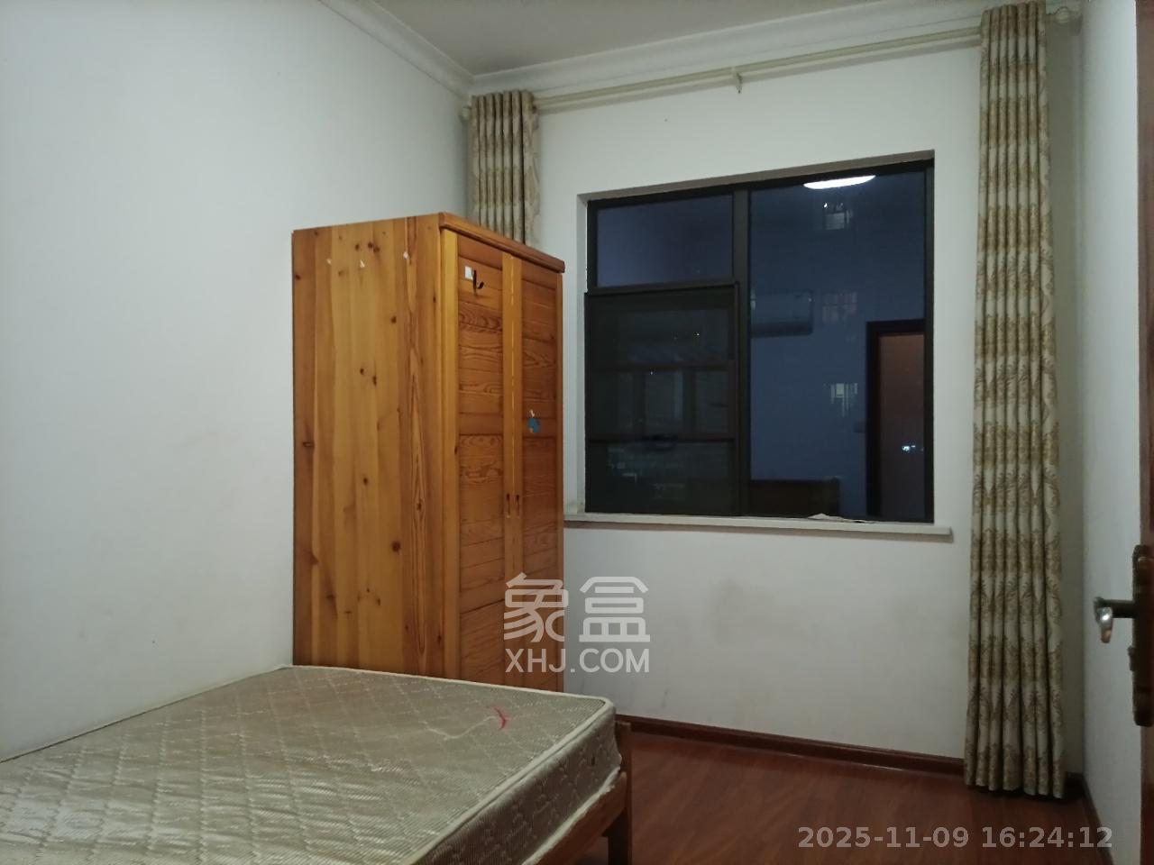 德润小区（丰升德润小区）  3室2厅2卫    2500.0元/月室内图