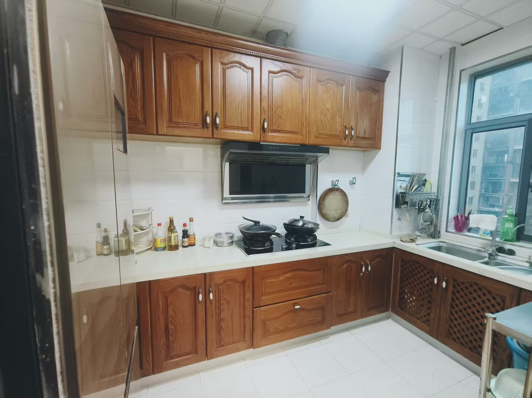 鹏利广场  3室2厅1卫    2200.0元/月室内图