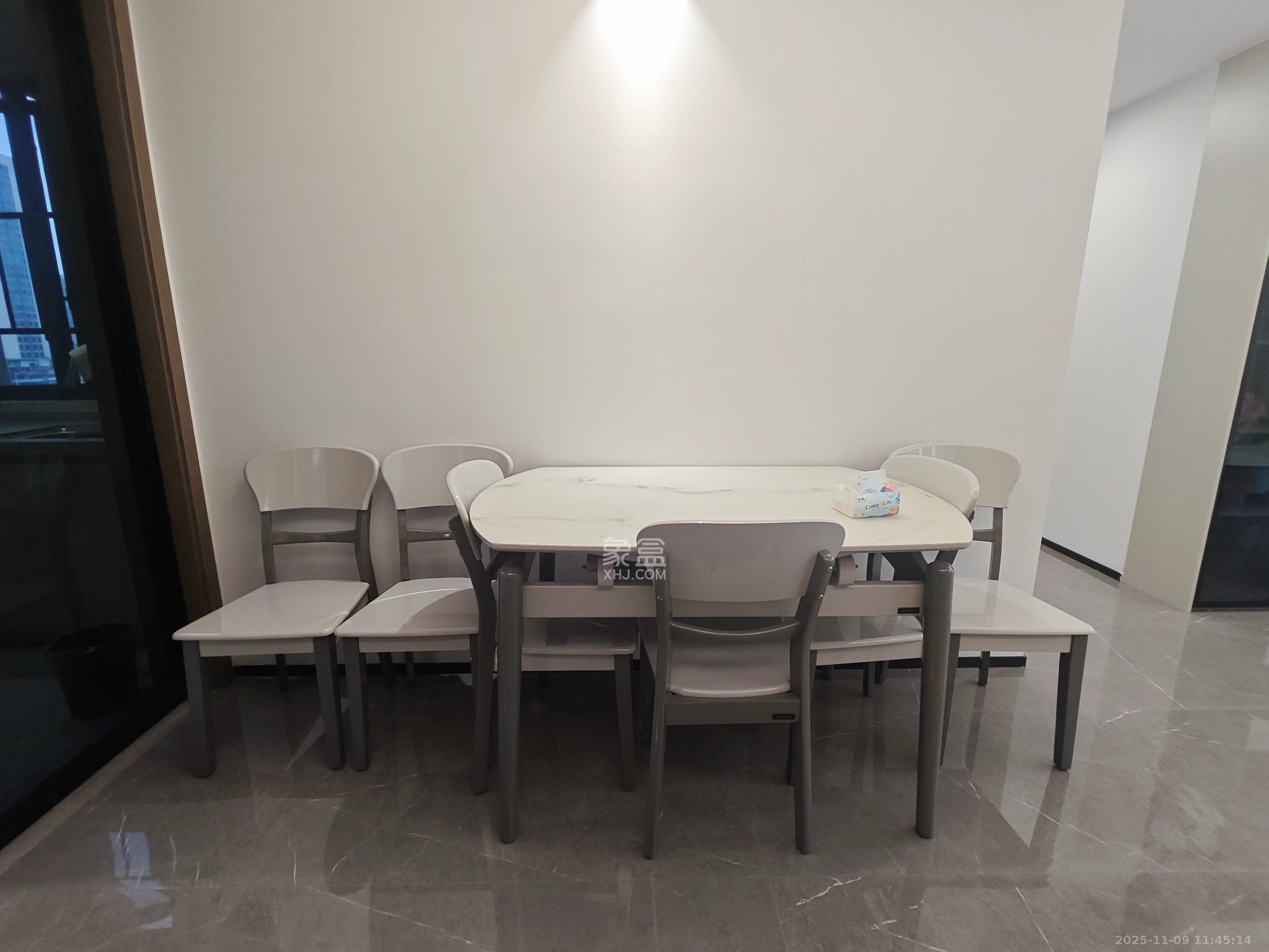 金地都会风華 4室2厅2卫 4000.0元/月 金地都会风華 4室2厅2卫 4000.0元/月室内图