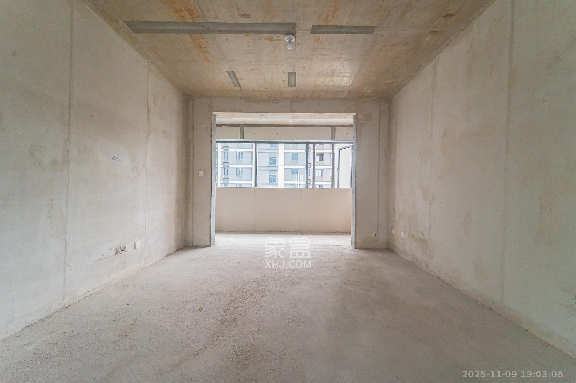 五矿万境松雅 1室0厅0卫 118.8万 五矿万境松雅 1室0厅0卫 118.8万客厅