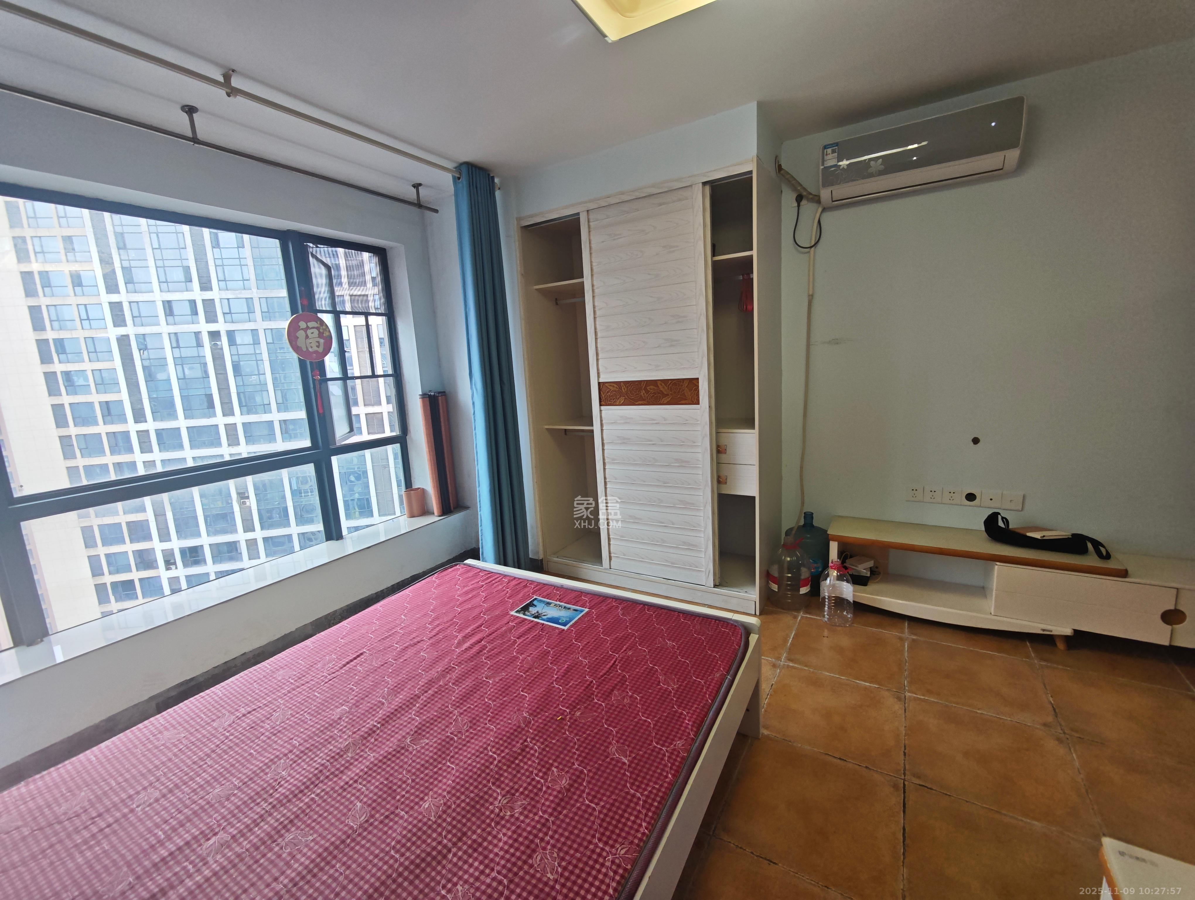 融科东南海  1室1厅1卫    1300.0元/月室内图