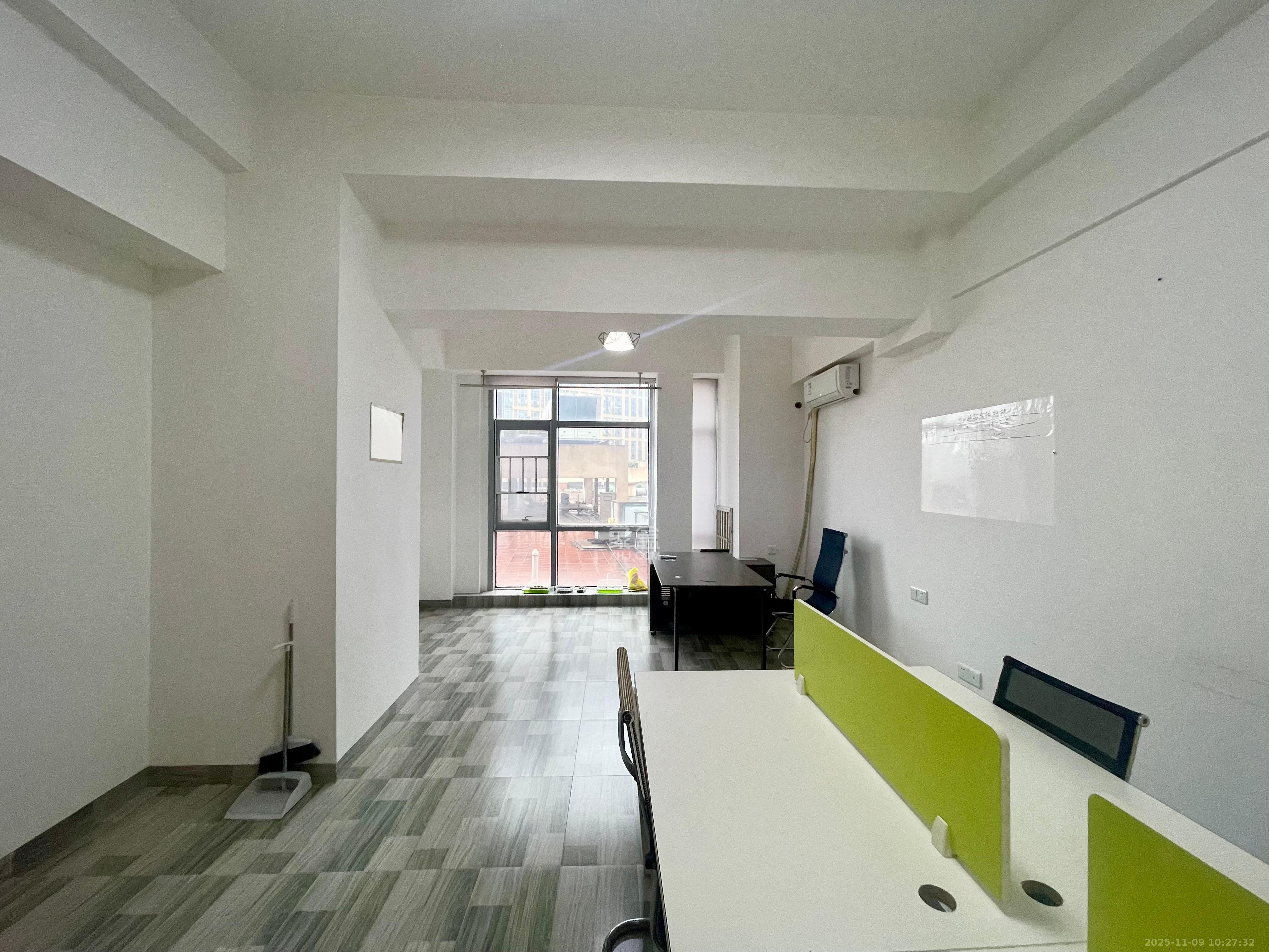 奥克斯缔壹城 1室1厅1卫 1300.0元/月 奥克斯缔壹城 1室1厅1卫 1300.0元/月室内图