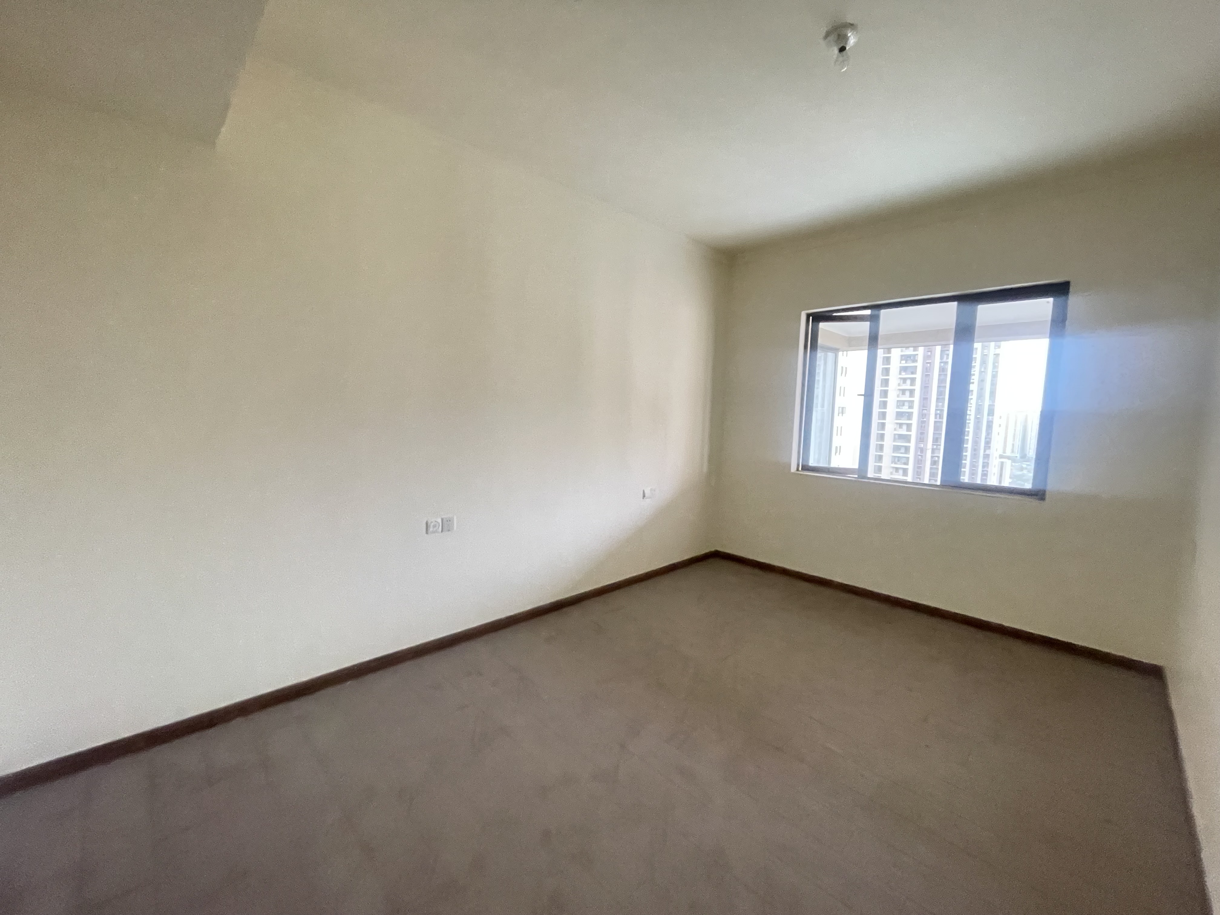 华耀碧桂园十里江湾誉峯  5室2厅3卫    5000.0元/月室内图