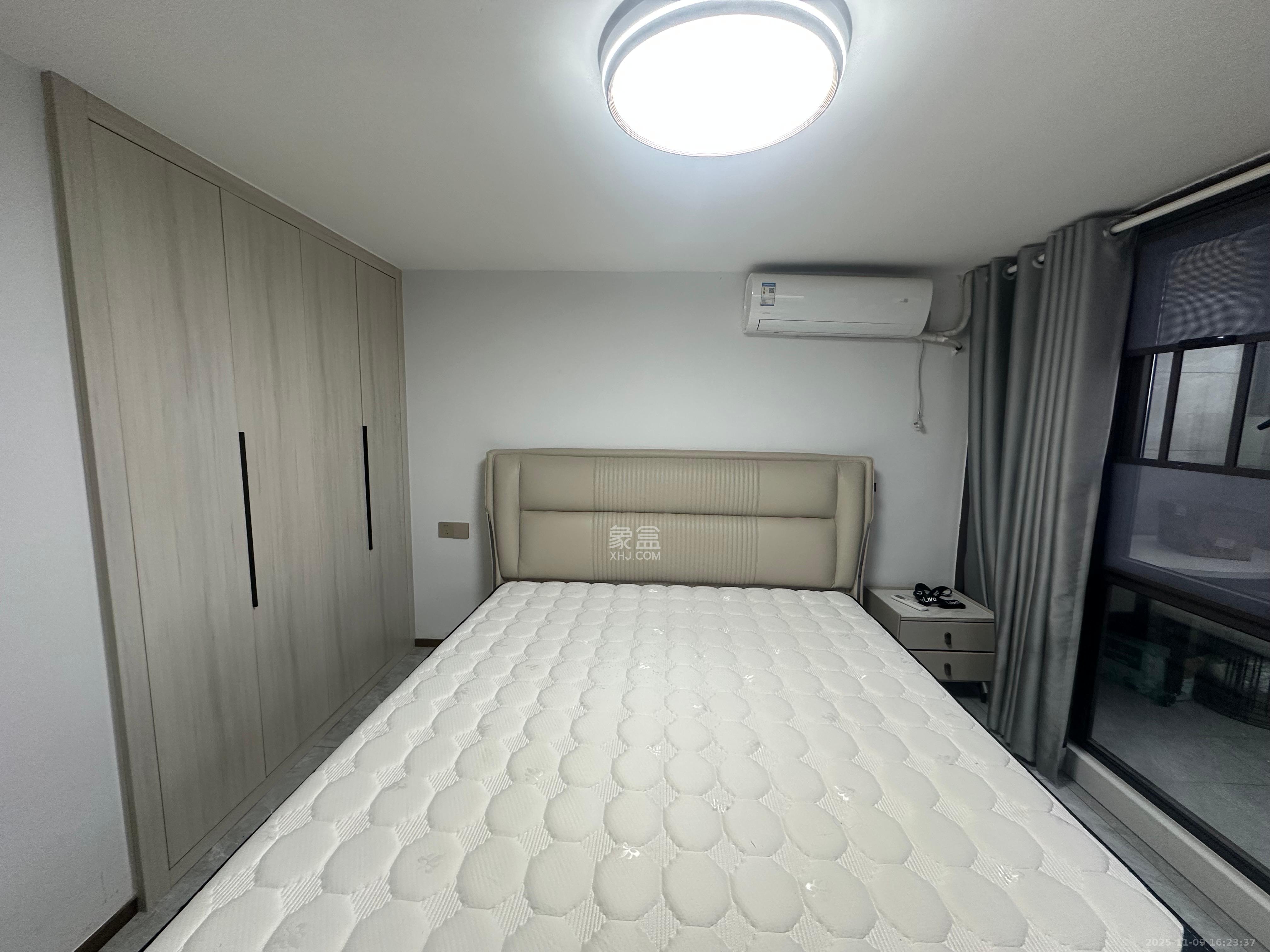 中南国际眼镜城（中伟商业中心）  1室0厅0卫    2100.0元/月室内图