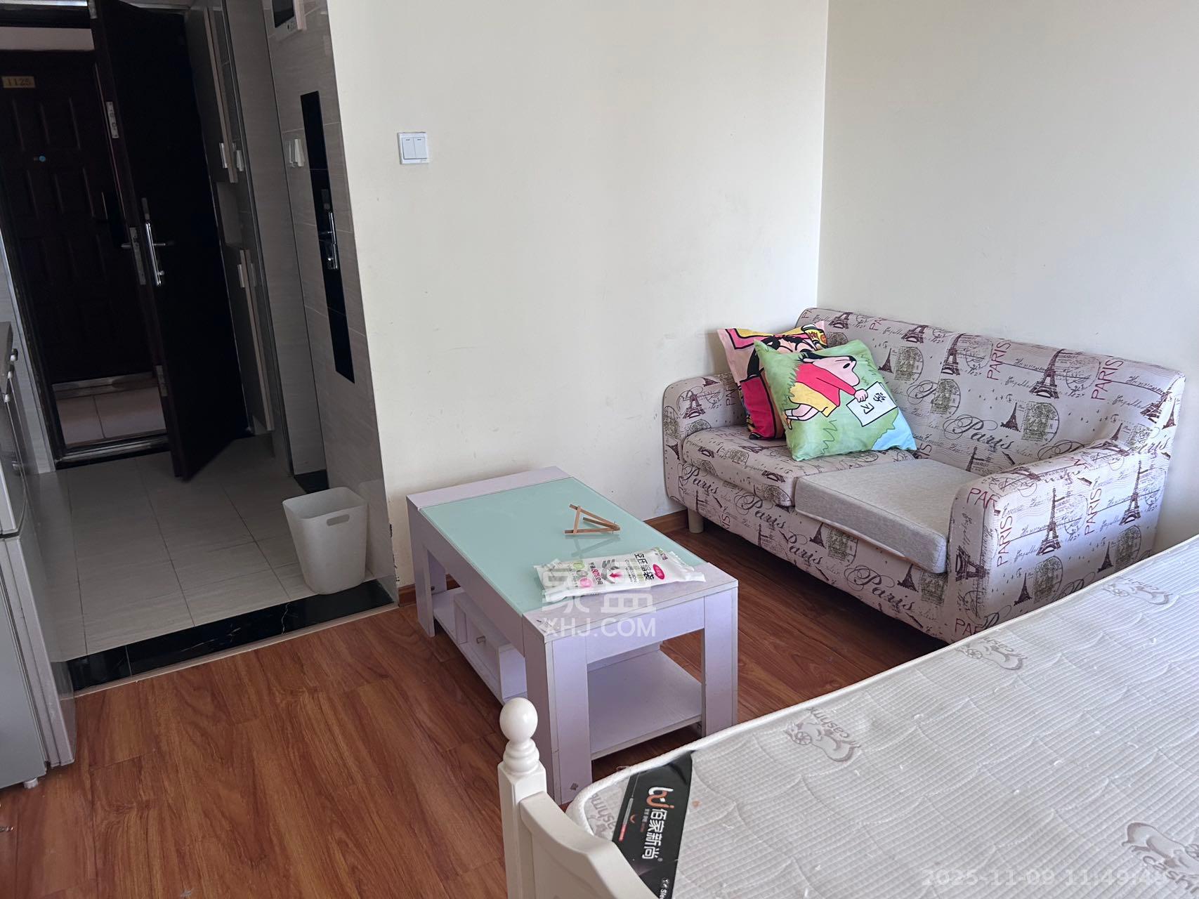 融科东南海  1室1厅1卫    1300.0元/月室内图