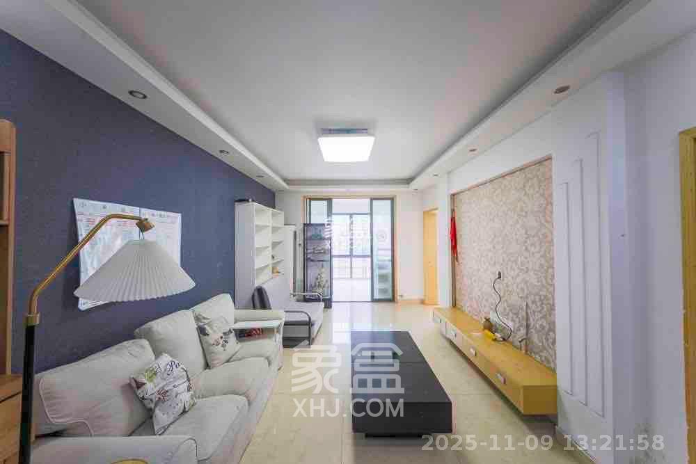 鑫远湘府华城  2室2厅2卫    2500.0元/月