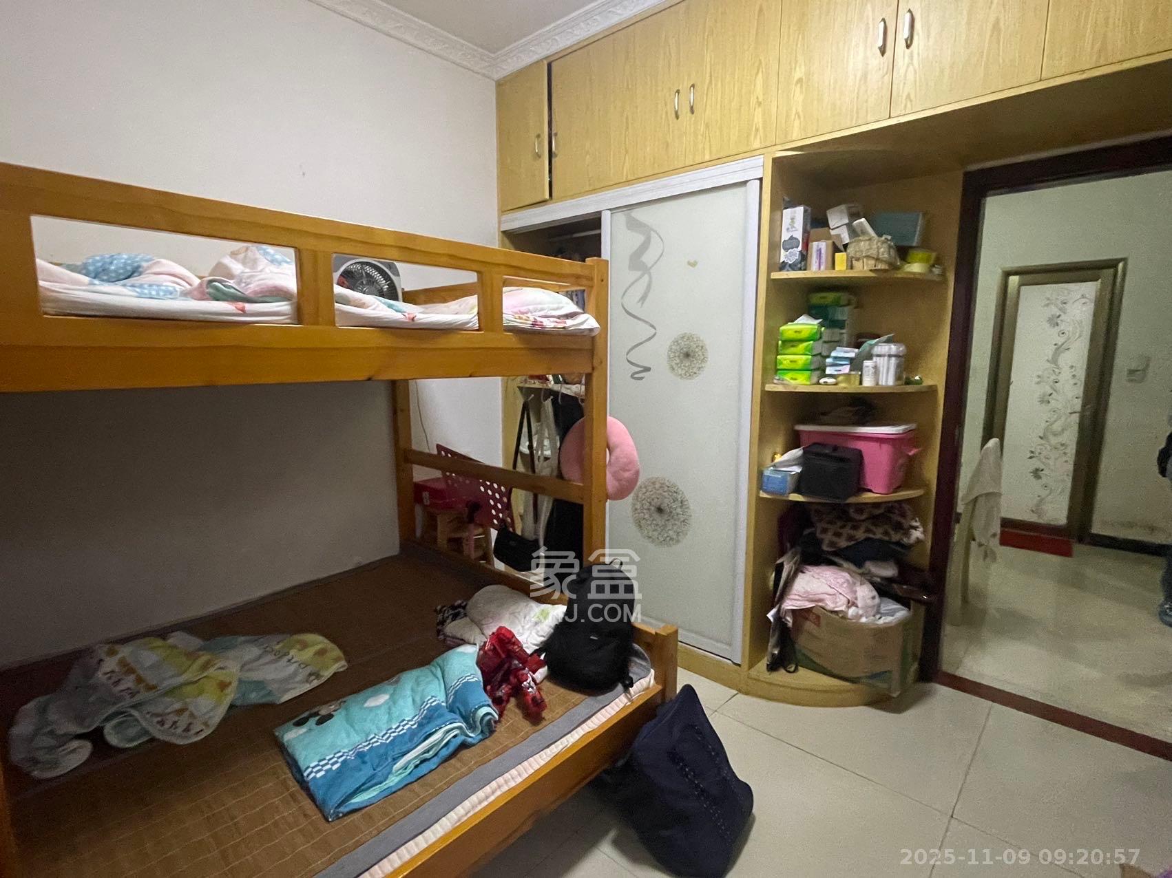 麓谷明珠 2室2厅1卫 2100.0元/月 麓谷明珠 2室2厅1卫 2100.0元/月室内图