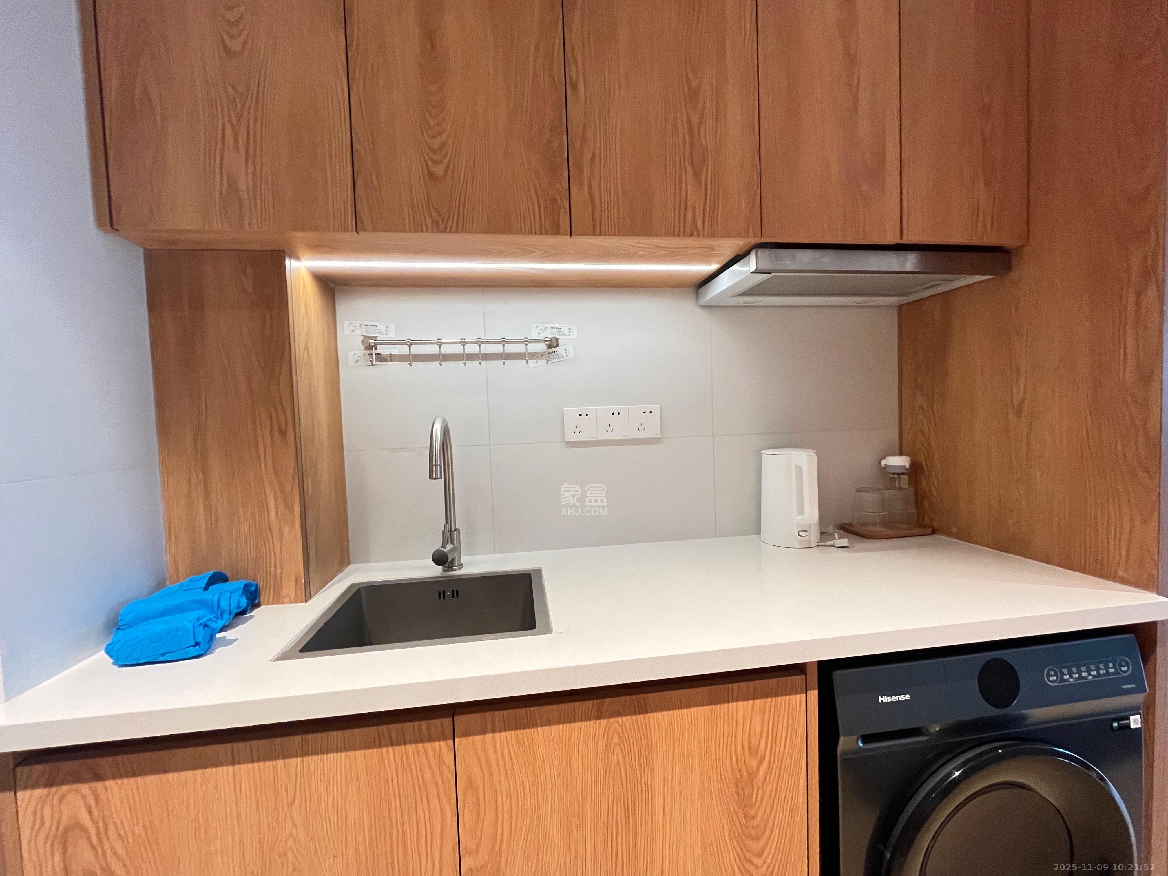 华润置地中心  1室1厅1卫    2600.0元/月室内图