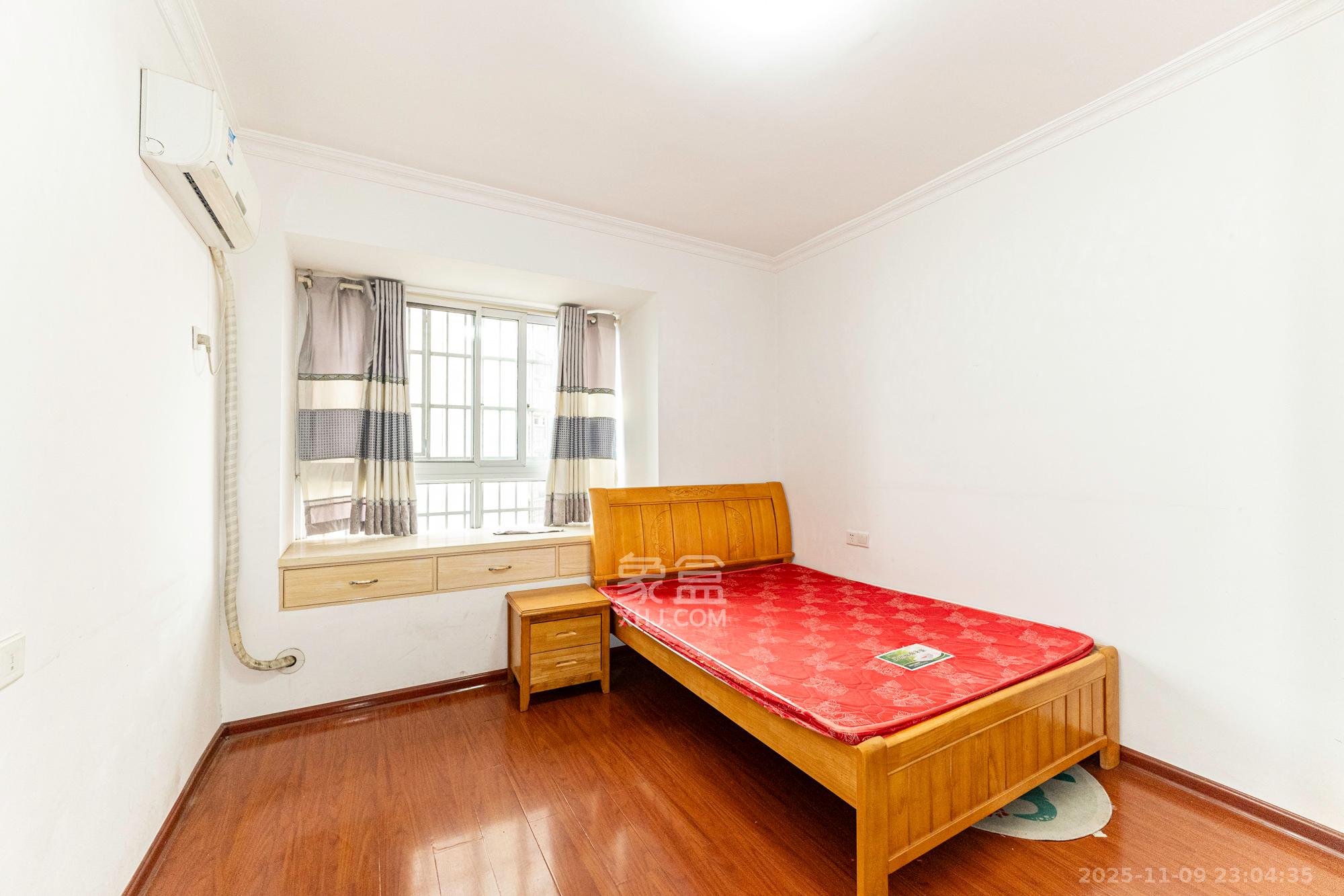 光明城市（星辰青年城）  3室2厅1卫    66.8万卧室