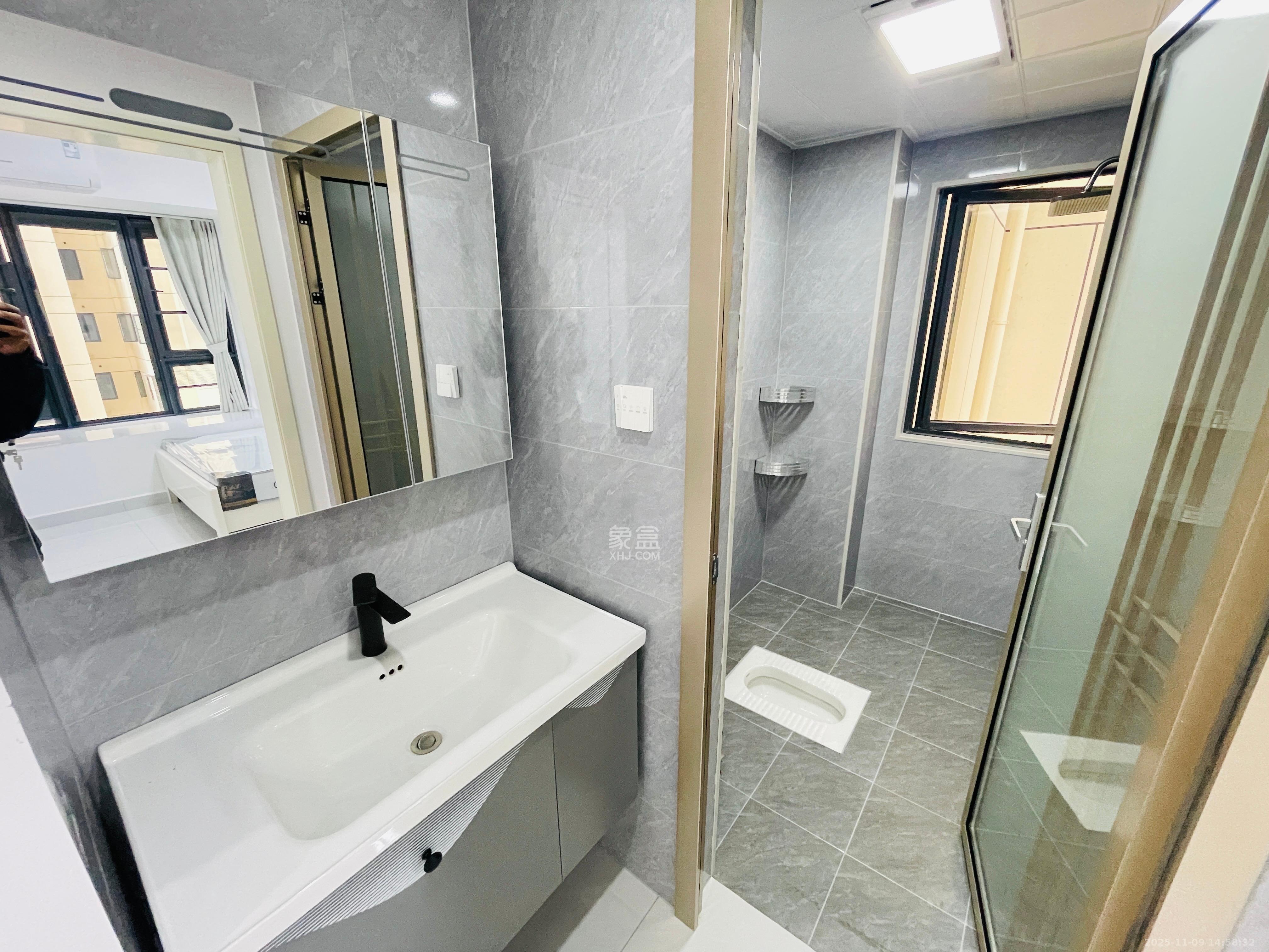 金石蓉园  3室2厅1卫    2800.0元/月室内图