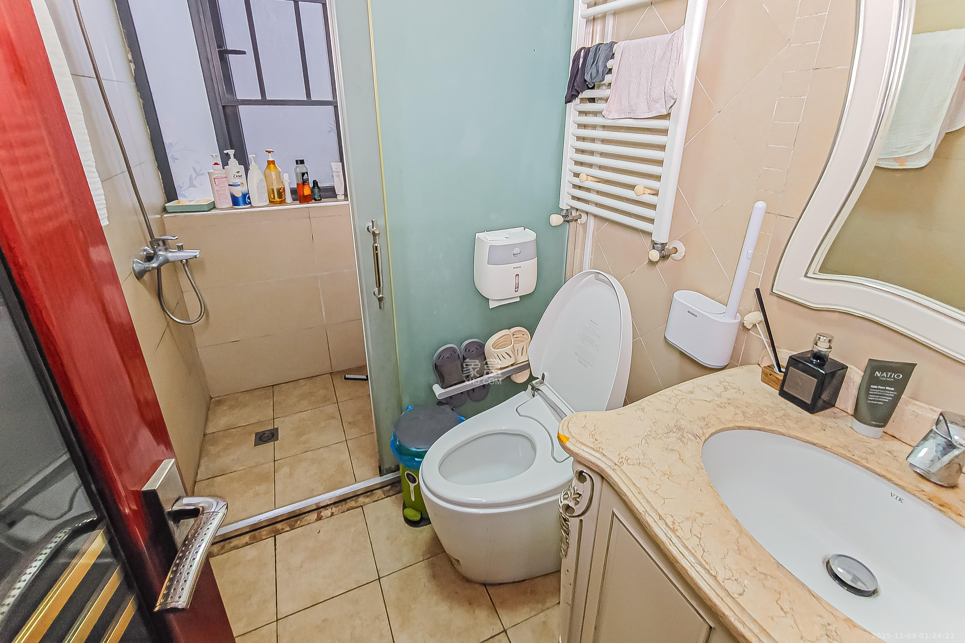 万博汇 4室2厅2卫 260.0万 万博汇 4室2厅2卫 260.0万卫生间