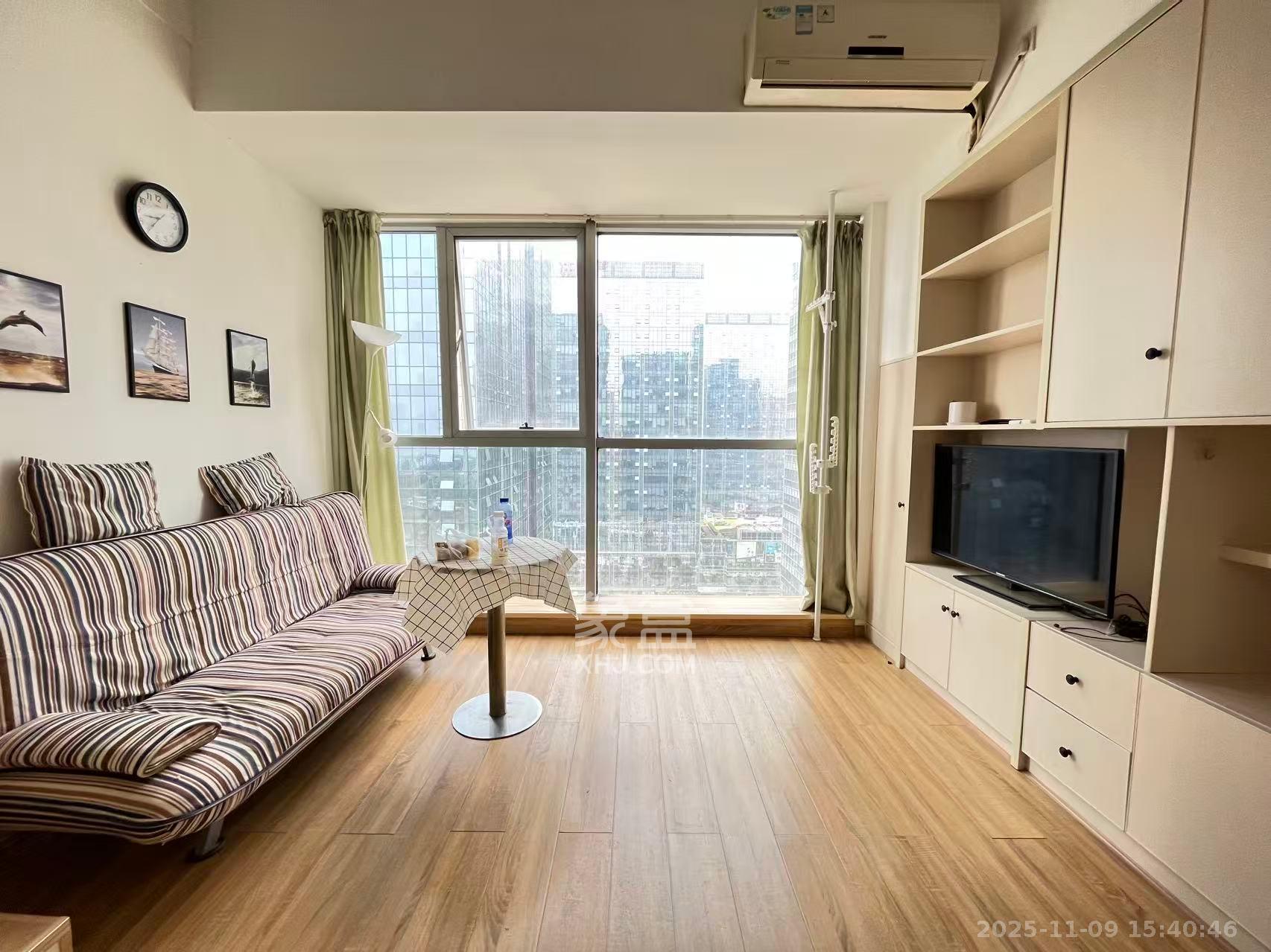 奥克斯滨仕花园（奥克斯洋湖广场/奥克斯中心）  1室1厅1卫    1600.0元/月