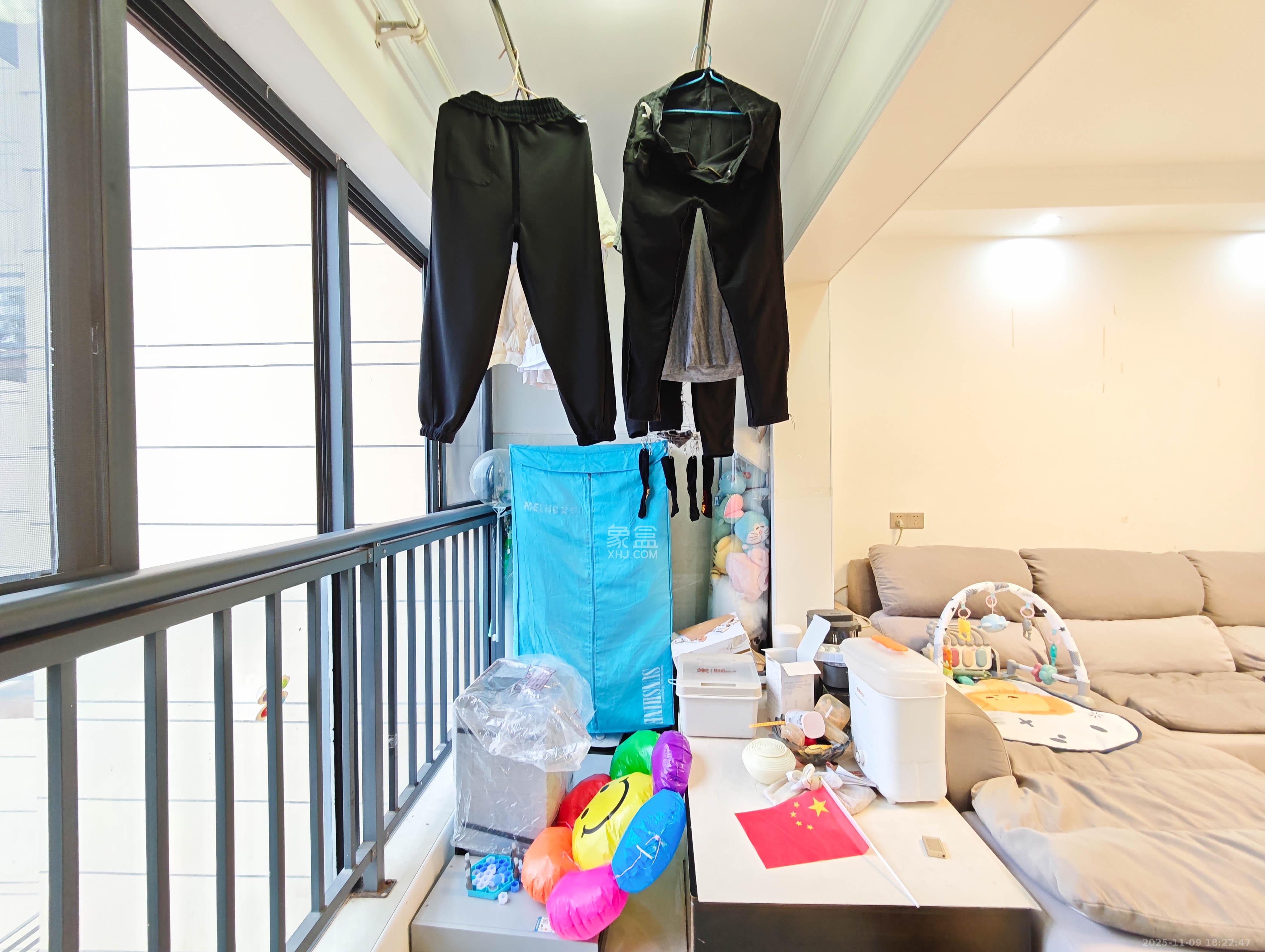 保利城（中航城国际社区、郡原美村）  3室2厅2卫    70.0万其他