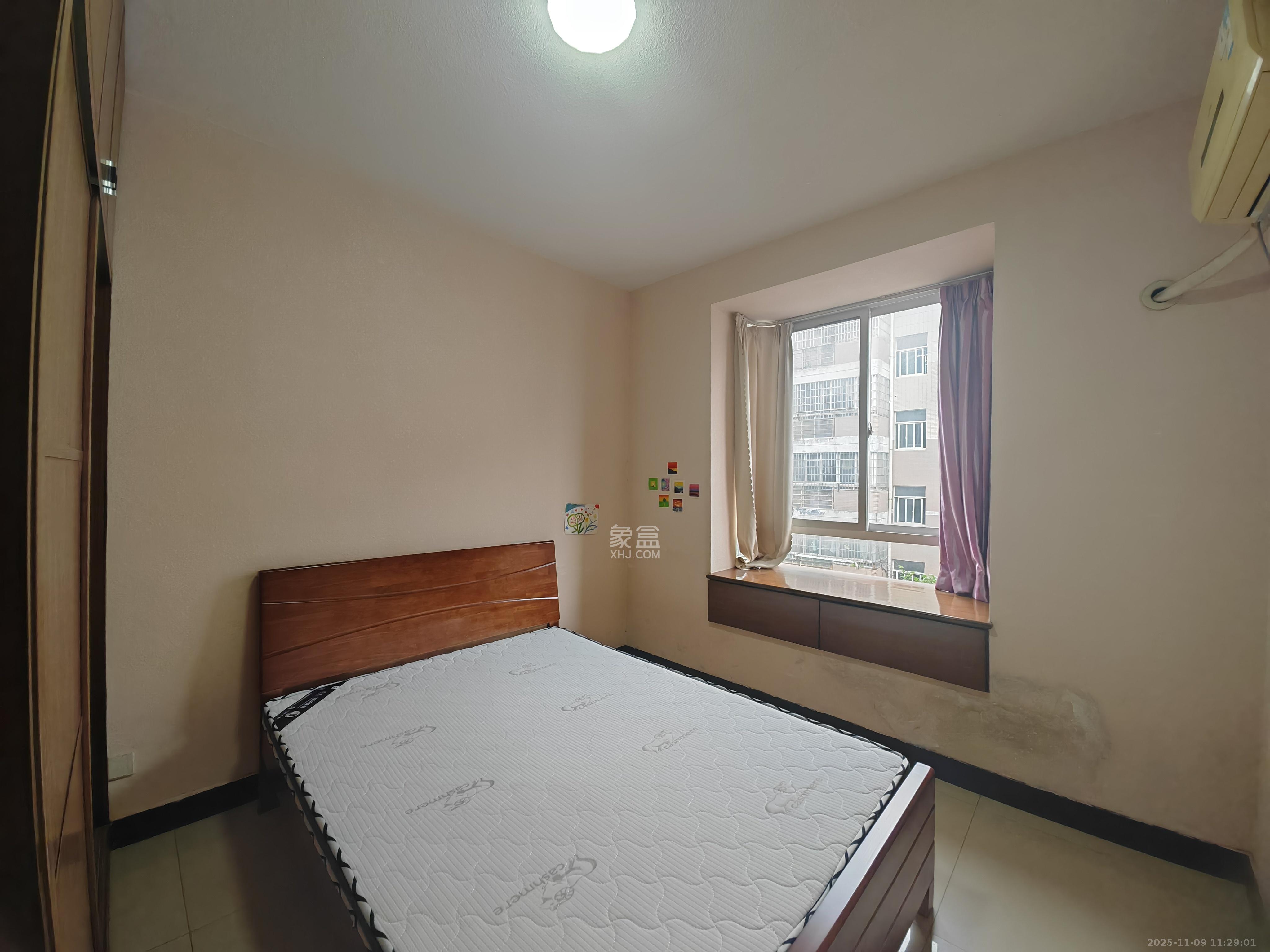 枫林绿洲  3室2厅2卫    2000.0元/月室内图