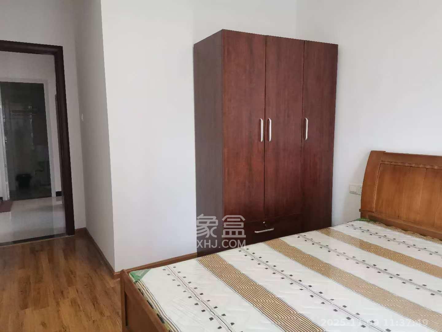 长房东云台  3室2厅1卫    2000.0元/月室内图