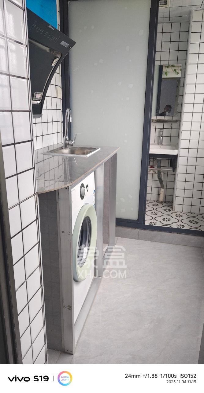 上河国际C区  2室1厅1卫    1450.0元/月室内图